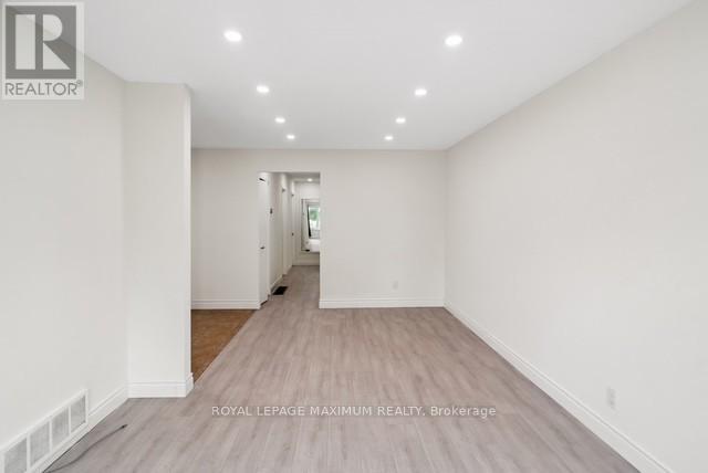 Property at 231 A CEDARBRAE AVENUE image 4