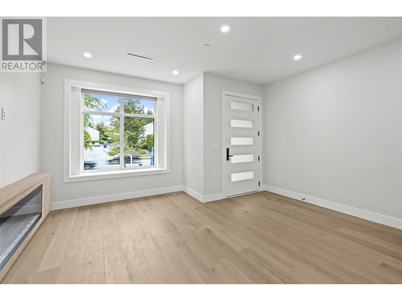 3496 E 49th Avenue, Vancouver, British Columbia V5S 1M2 - Photo 3 - R3027797