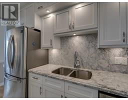 902 3920 HASTINGS STREET, Burnaby, British Columbia