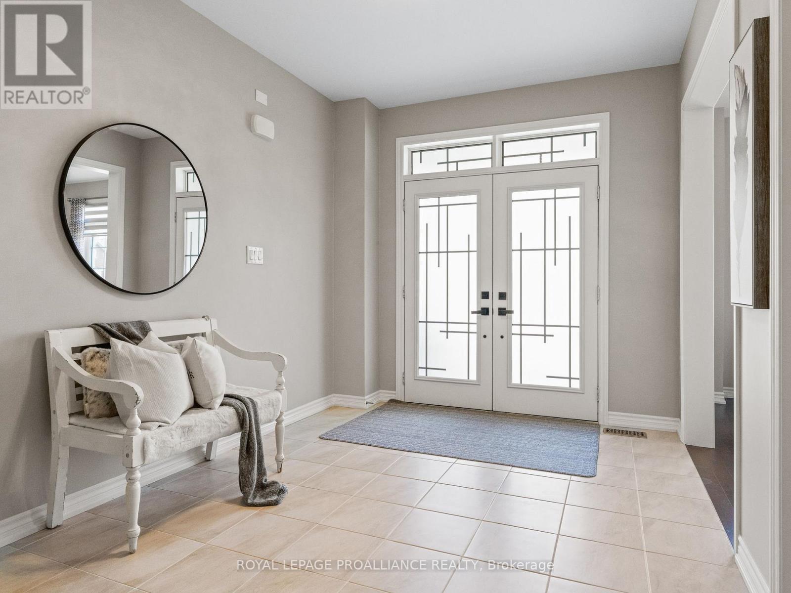 137 Highlands Boulevard, Cavan Monaghan, Ontario  L0A 1G0 - Photo 4 - X12219529