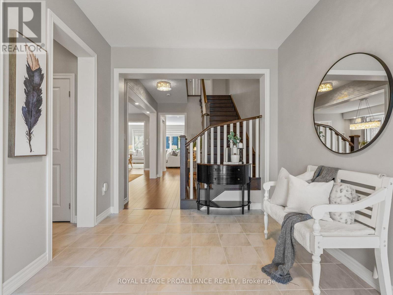 137 Highlands Boulevard, Cavan Monaghan, Ontario  L0A 1G0 - Photo 5 - X12219529