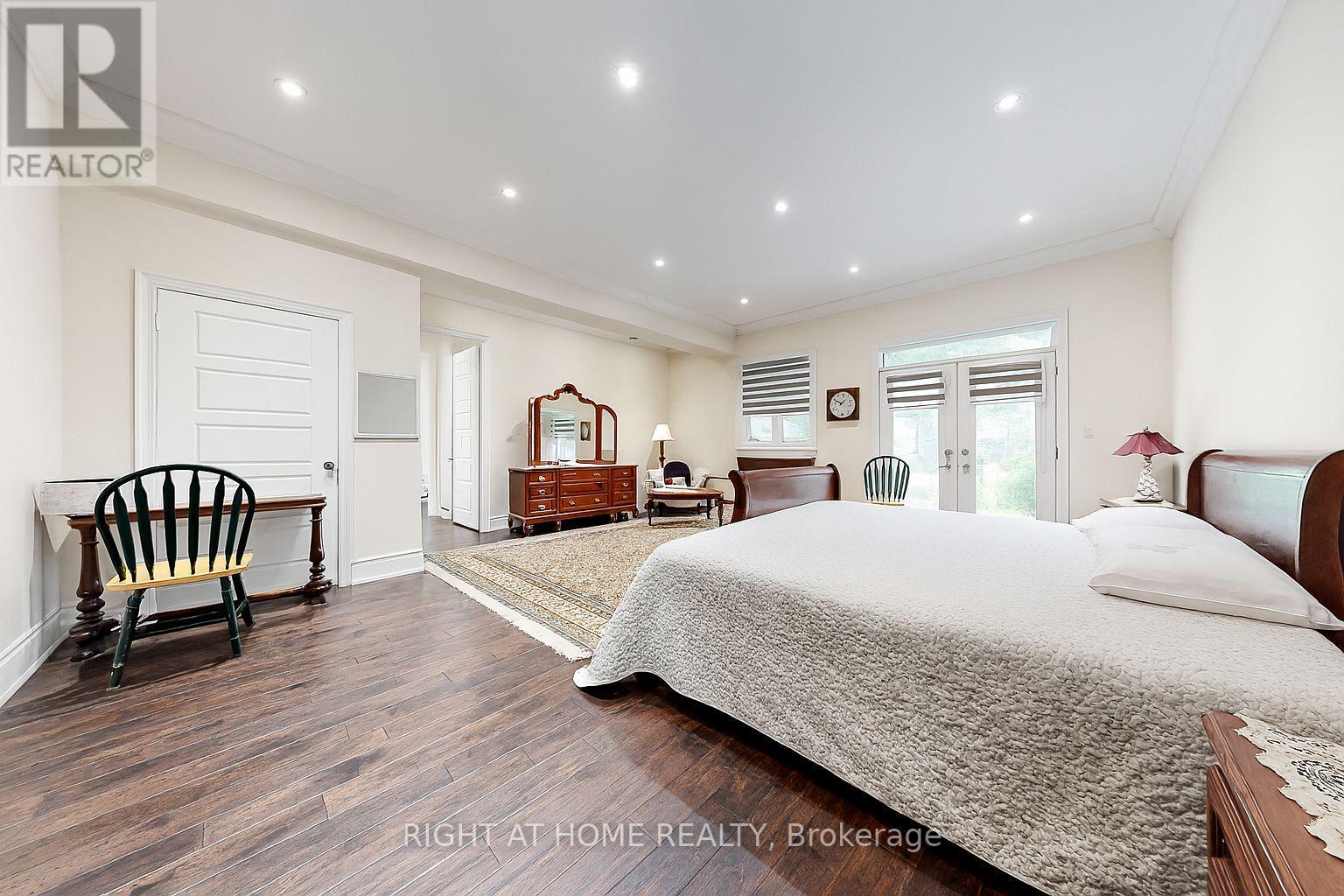 250 Church Street, Markham (Old Markham Village), Ontario  L3P 2M7 - Photo 14 - N12289732