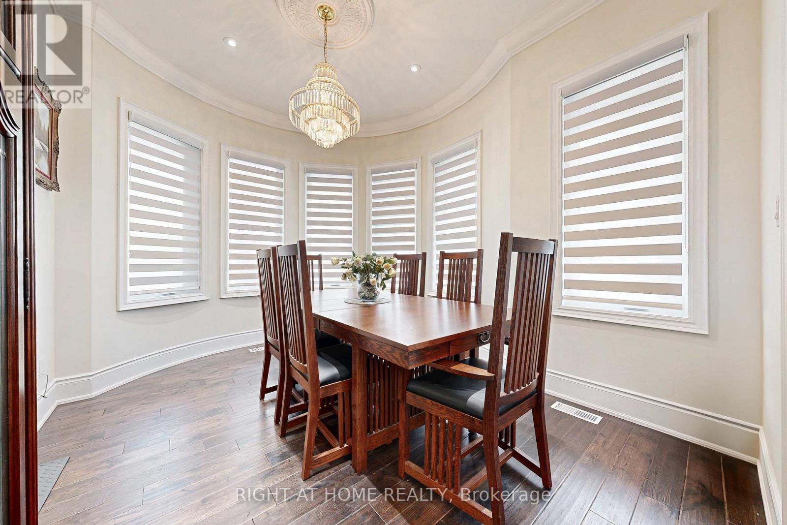 250 Church Street, Markham (Old Markham Village), Ontario  L3P 2M7 - Photo 4 - N12289732