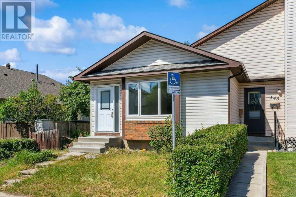Property at 152 Deerview Way SE image 2