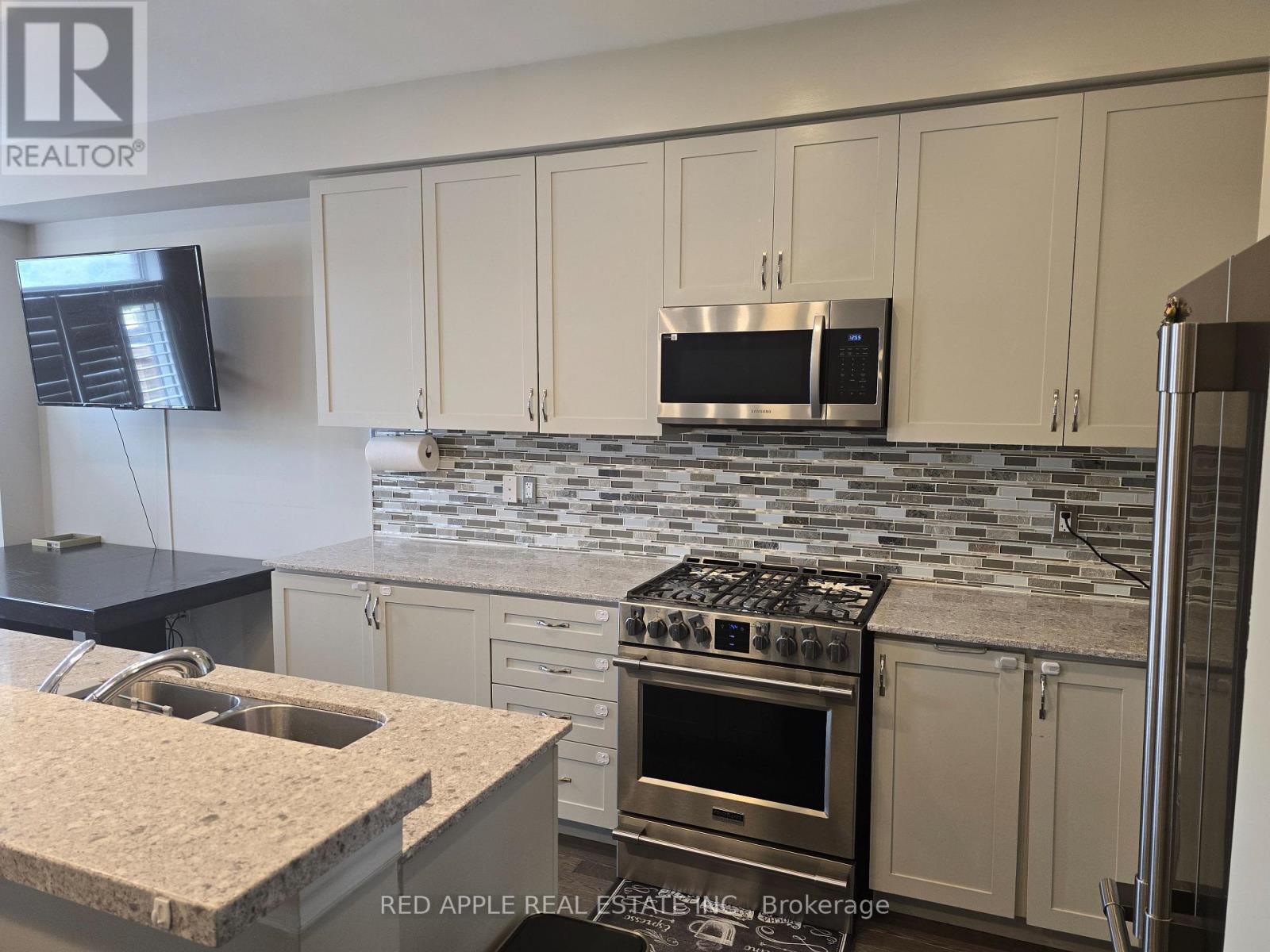 Property at 123 MORRA AVENUE image 4
