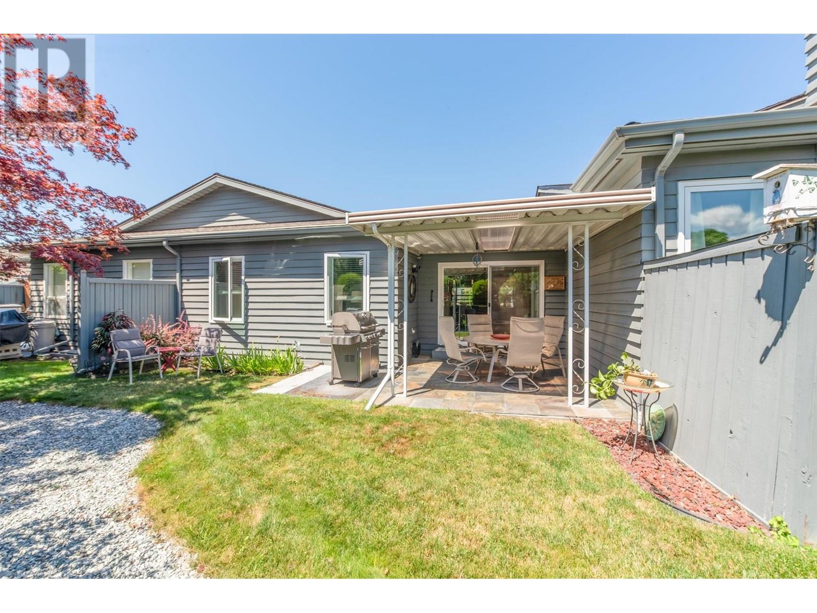 Property at 1530 Kelglen Crescent Unit# 23 image 2