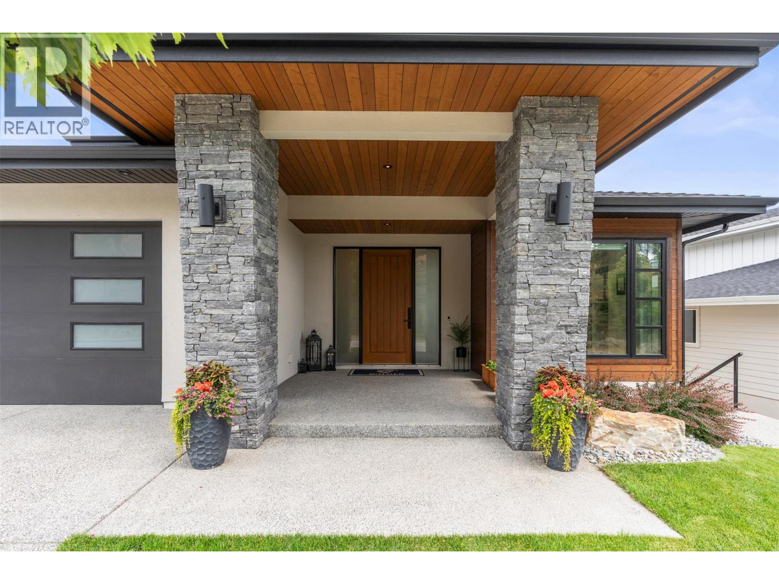 145 Summer Wood Drive, Kelowna, British Columbia  V1V 0C9 - Photo 14 - 10356336