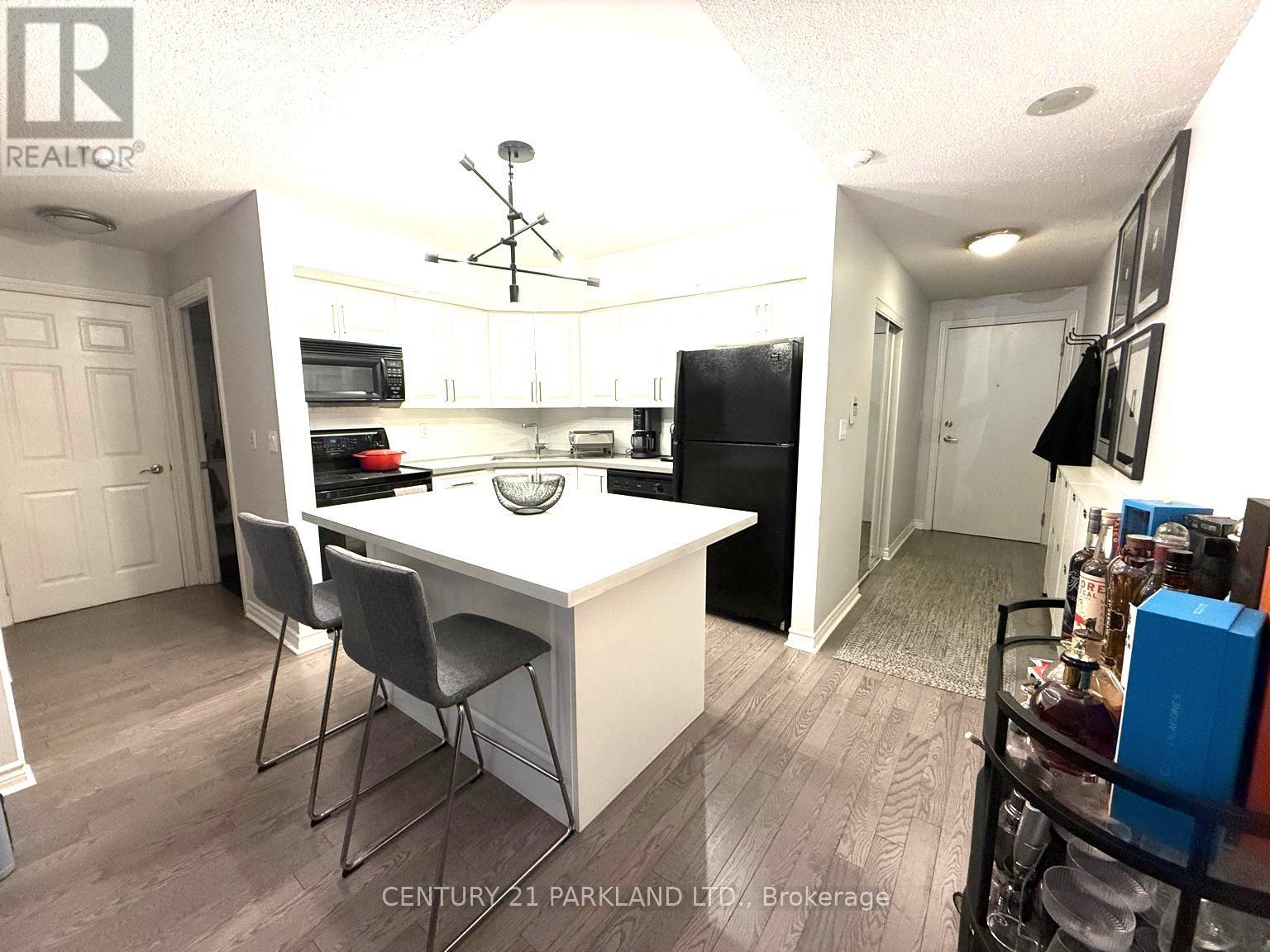 325 - 270 Wellington Street W, Toronto, Ontario  M5V 3P5 - Photo 6 - C12289770
