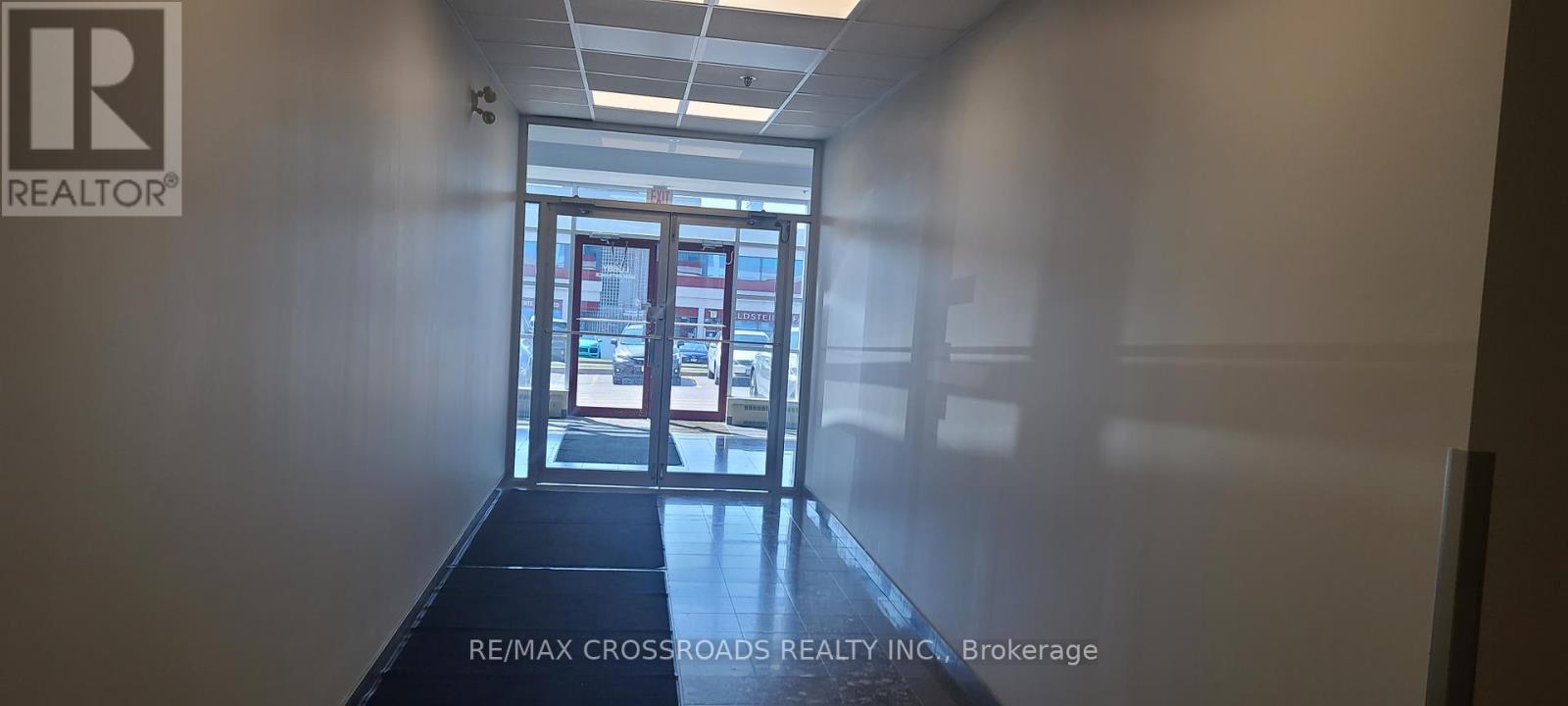 Section 1 - 18 Crown Steel Drive, Markham, Ontario  L3R 9X8 - Photo 2 - N12289787