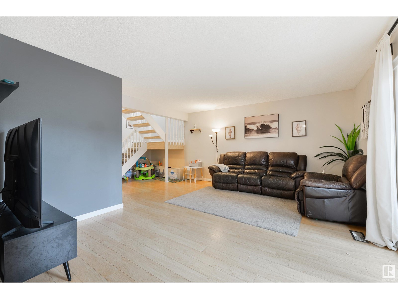 2b Meadowlark Vg Nw, Edmonton, Alberta  T5R 5X3 - Photo 11 - E4447891