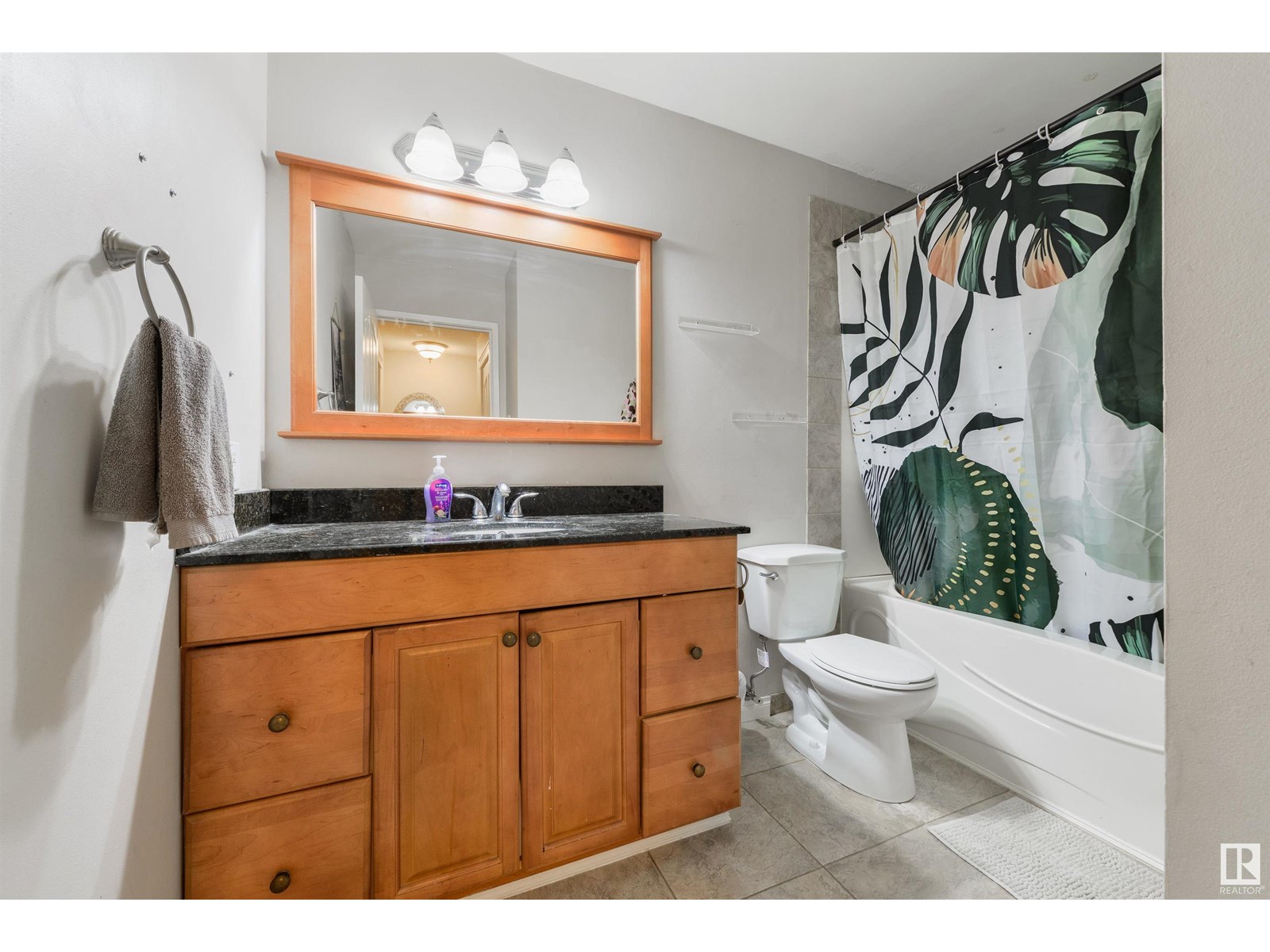 2b Meadowlark Vg Nw, Edmonton, Alberta  T5R 5X3 - Photo 25 - E4447891