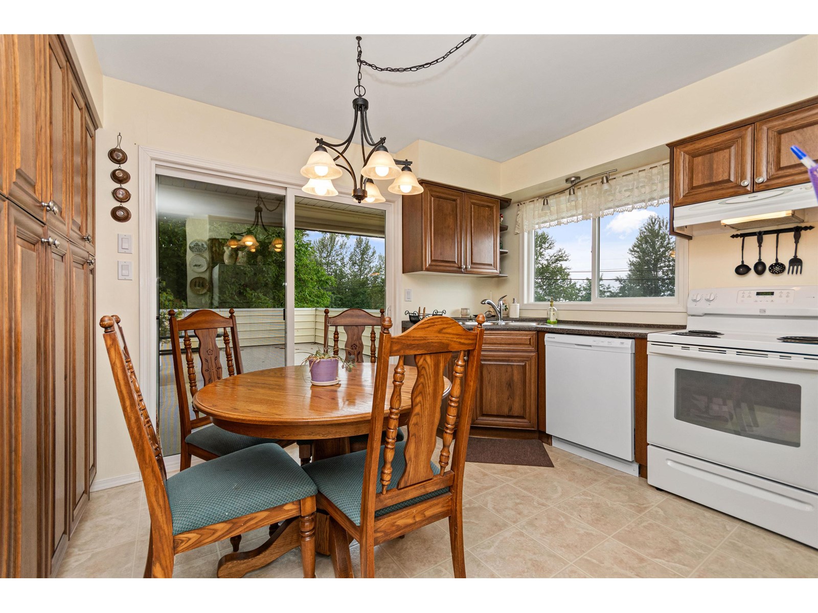 5806 Jinkerson Road, Promontory, Chilliwack, British Columbia  V2R 0C8 - Photo 12 - R3027686