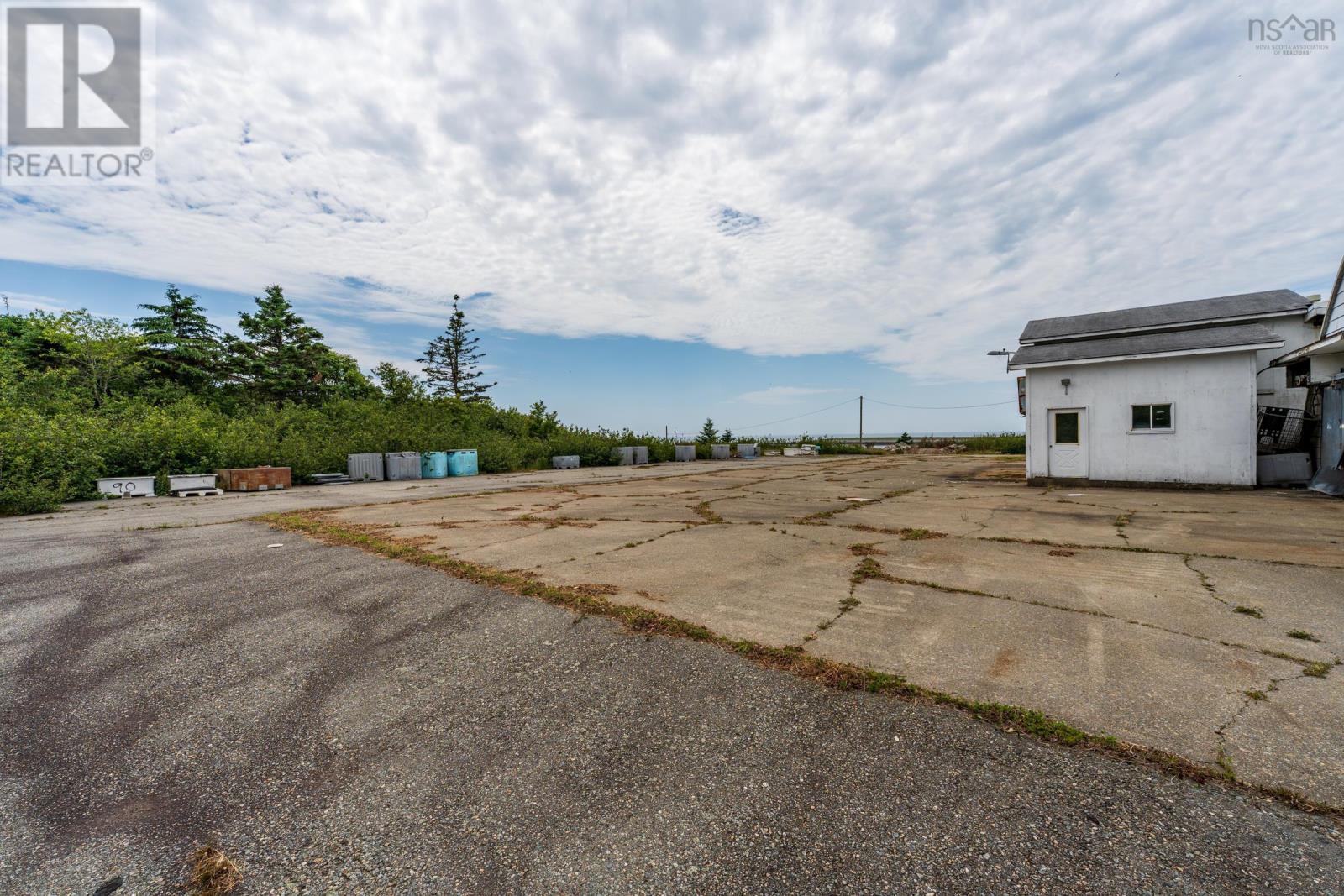 389 Abbotts Harbour Road, Middle West Pubnico, Nova Scotia  B0W 3S0 - Photo 15 - 202517874