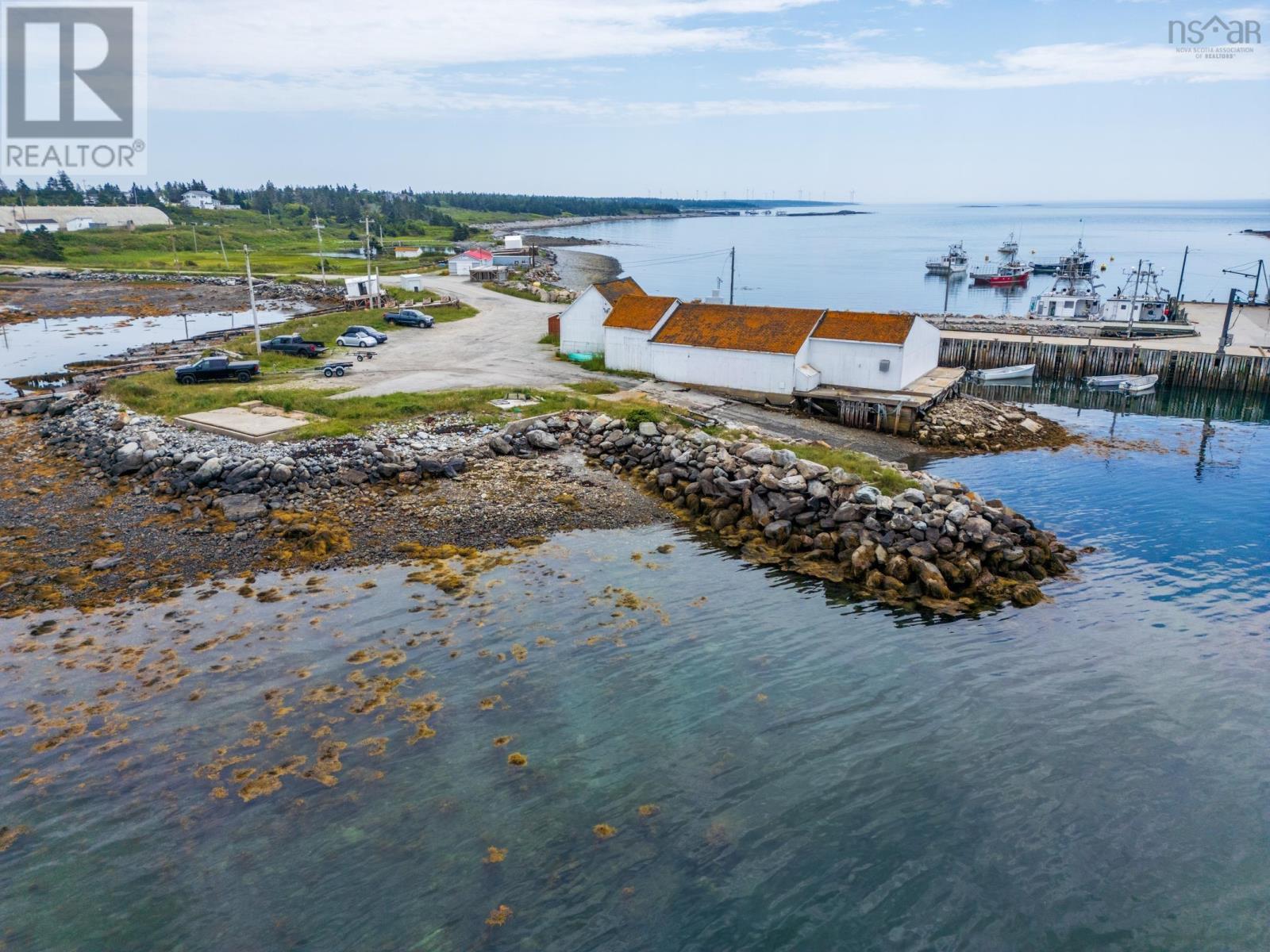 389 Abbotts Harbour Road, Middle West Pubnico, Nova Scotia  B0W 3S0 - Photo 32 - 202517874