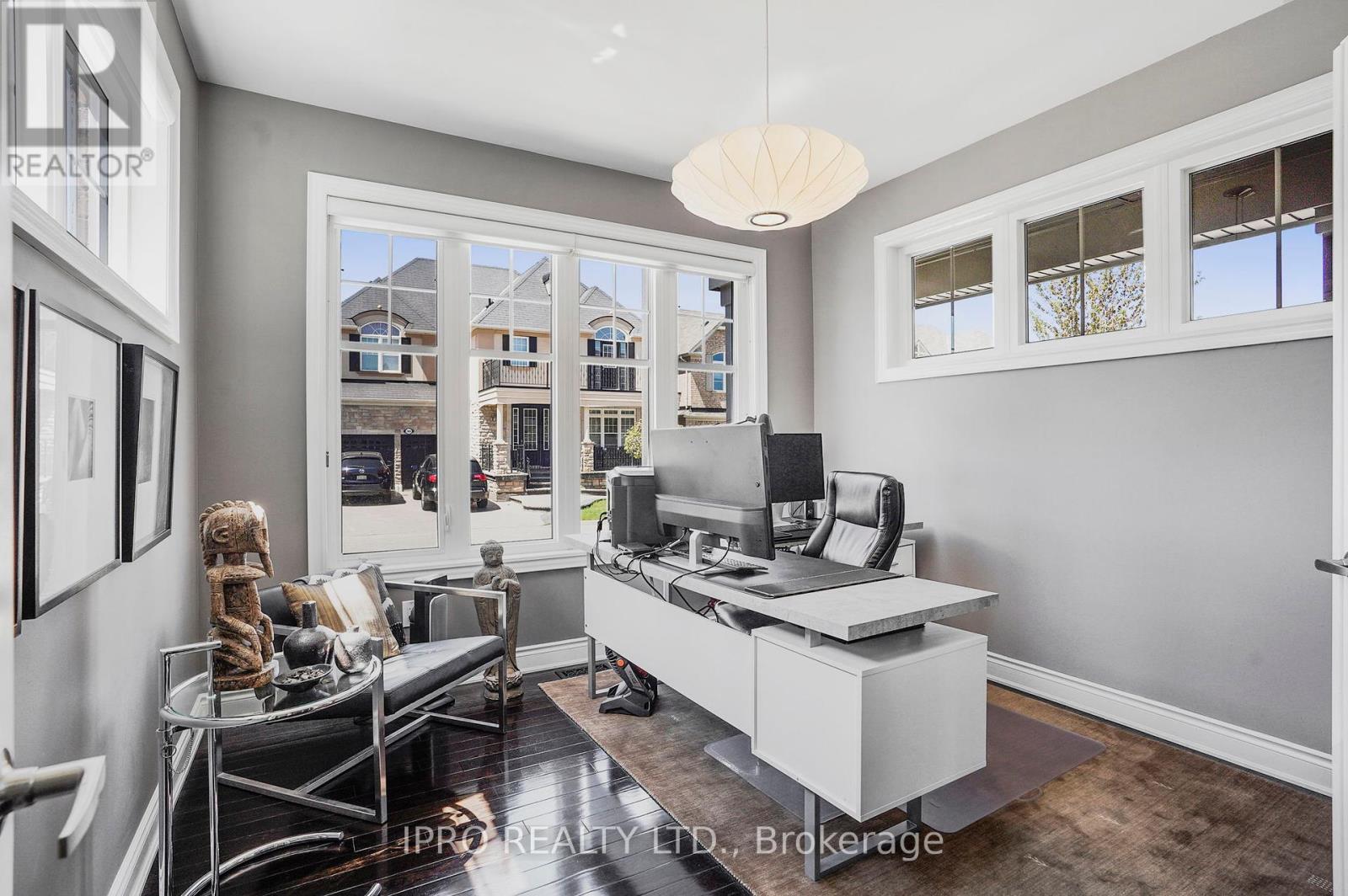 Property at 383 WETTLAUFER TERRACE image 4