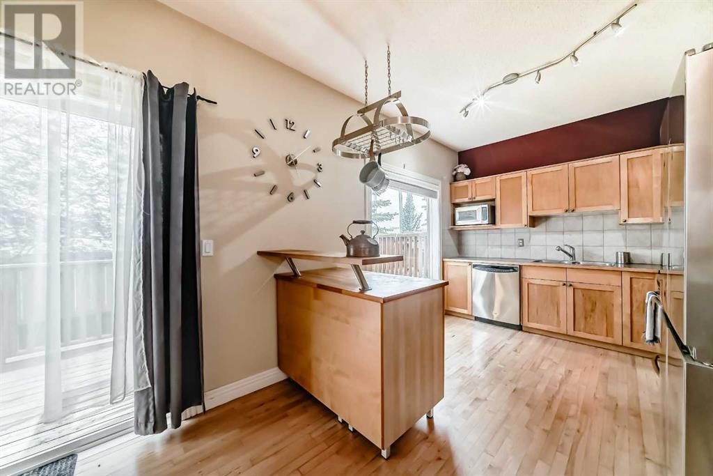 Property at 128 Bridlewood View SW image 4