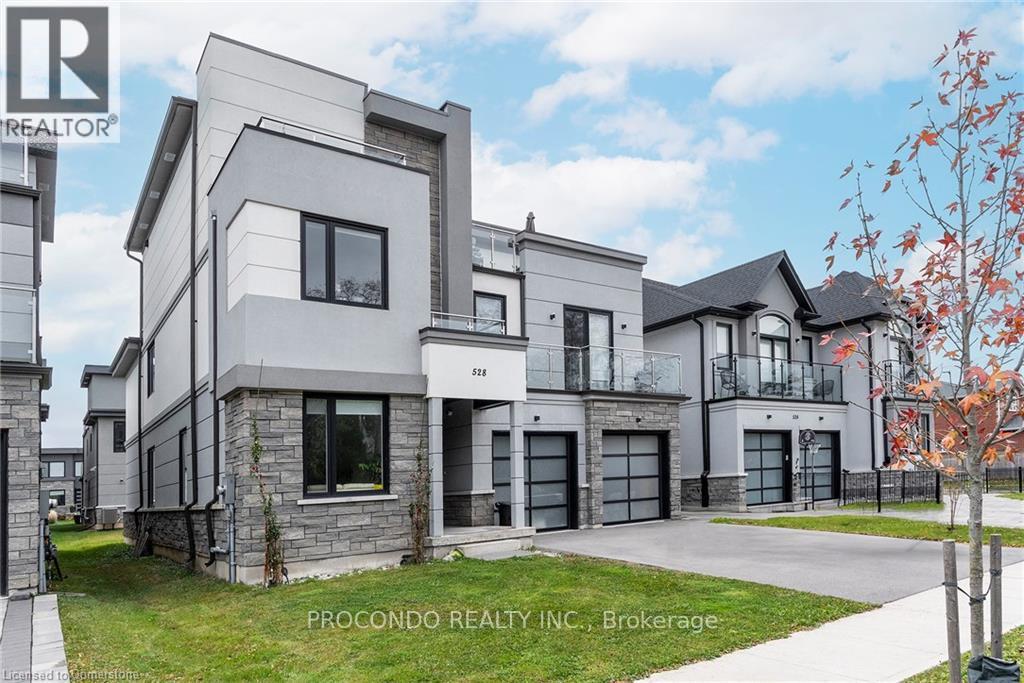 Penthouse Room - 528 Jones Road, Hamilton, Ontario  L8E 5C1 - Photo 1 - X12289804