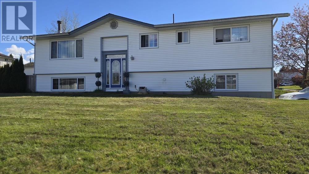 107 Braun Street, Kitimat, British Columbia  V8C 2J1 - Photo 2 - R3000731