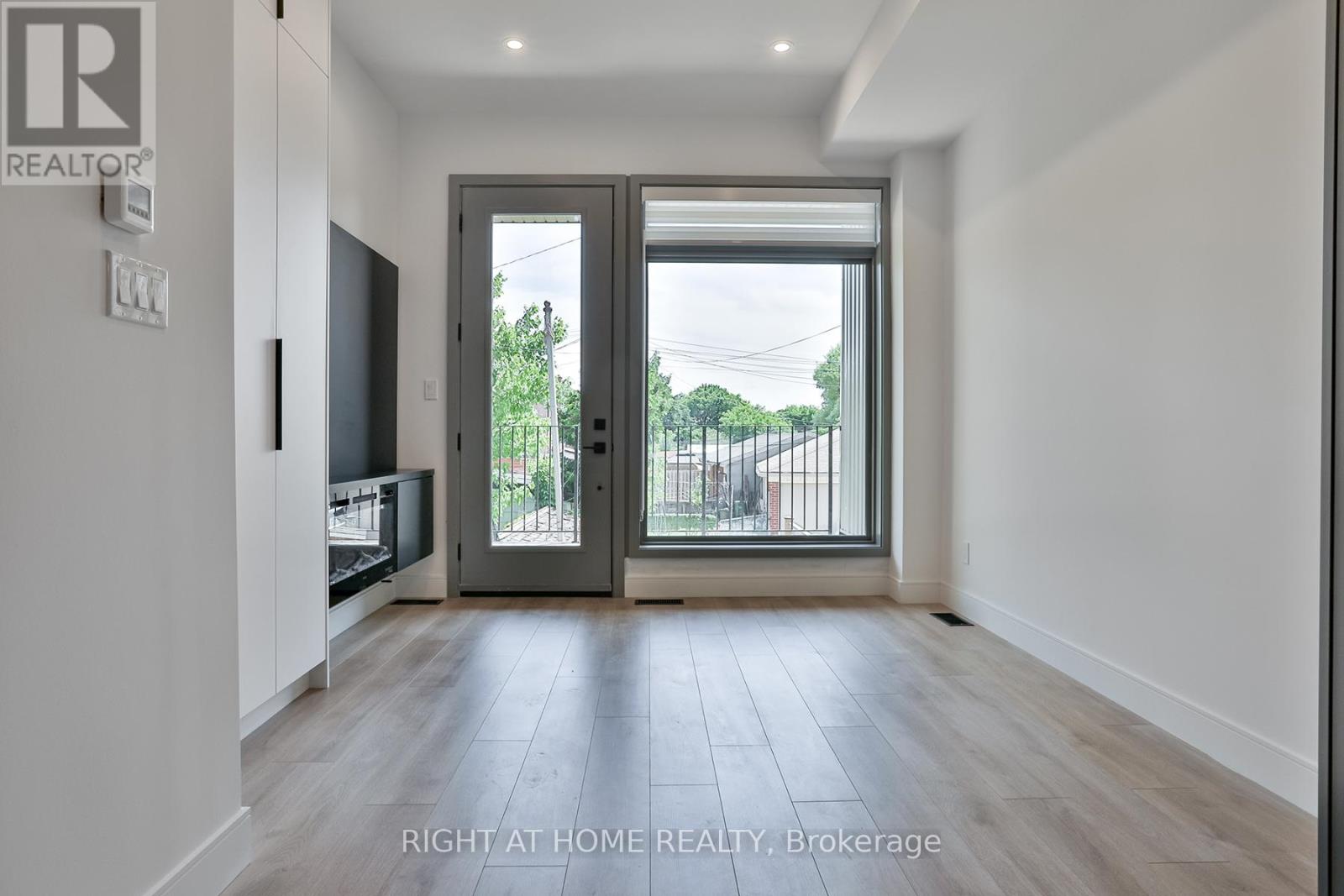 Unit 2 - 1169 Davenport Road, Toronto, Ontario  M6H 2G6 - Photo 18 - C12289825
