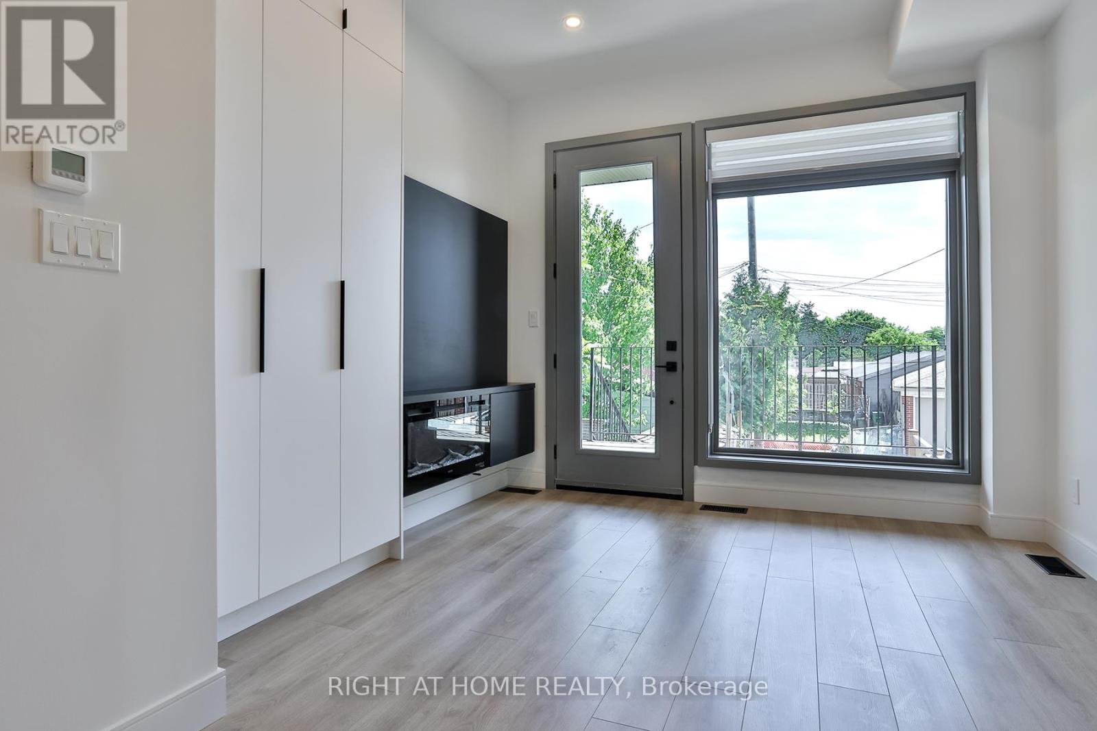 Unit 2 - 1169 Davenport Road, Toronto, Ontario  M6H 2G6 - Photo 4 - C12289825