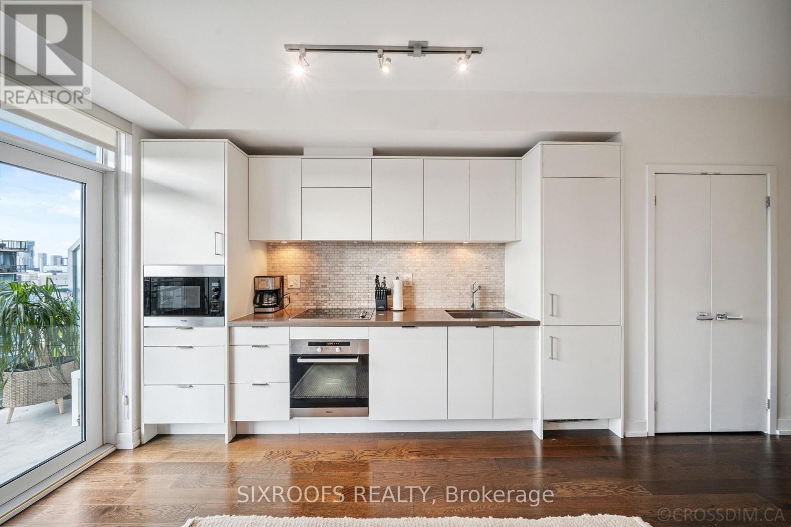 3903 - 21 Widmer Street, Toronto, Ontario  M5V 2E8 - Photo 8 - C12289840