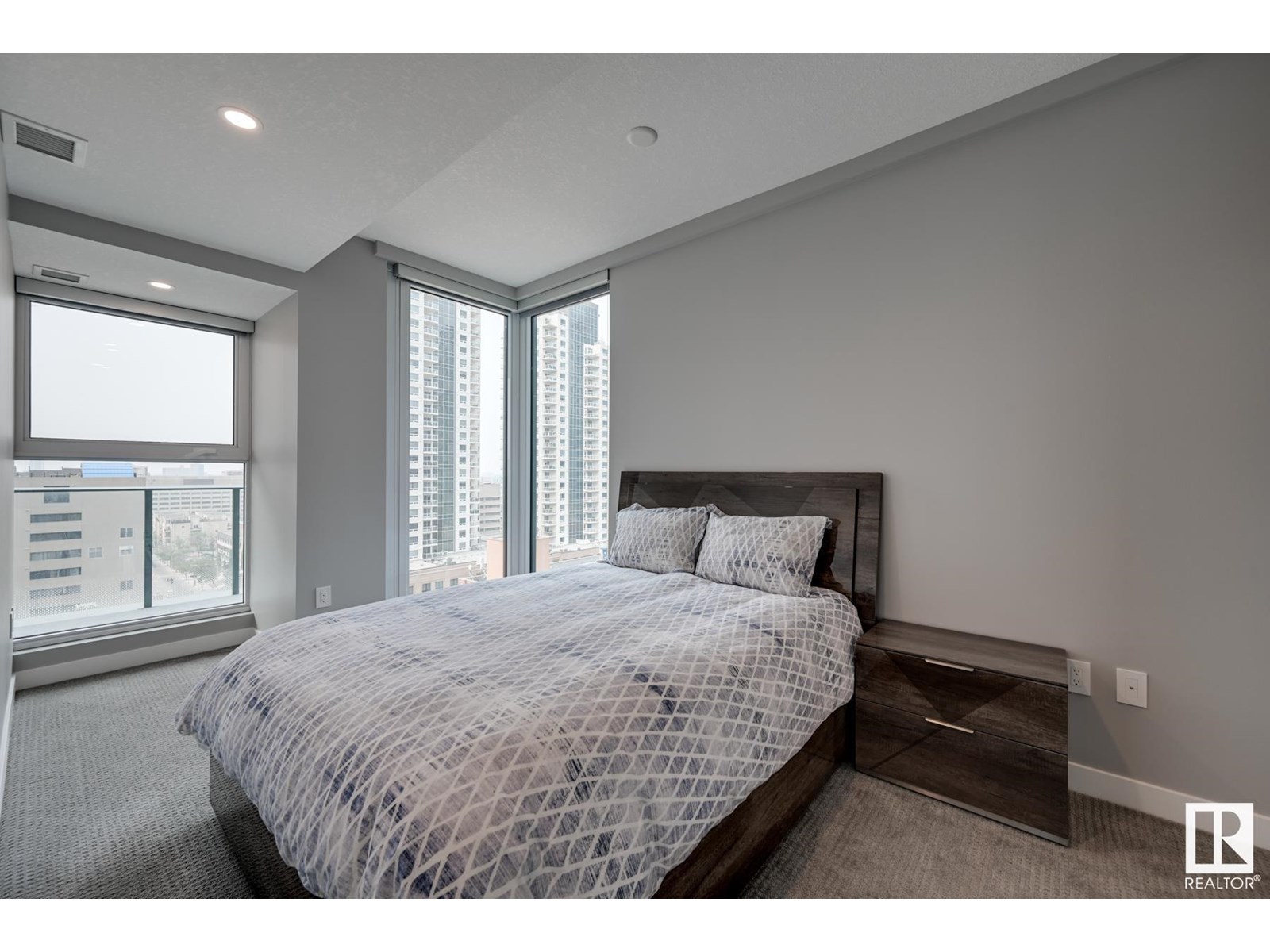 #1301 10180 103 St Nw, Edmonton, Alberta  T5J 0L1 - Photo 8 - E4448132