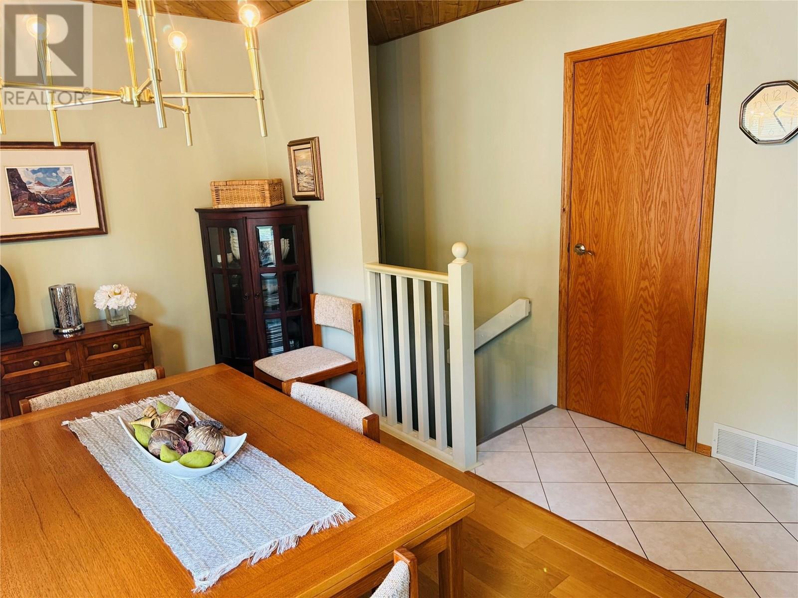 5221 Columbia River Road, Fairmont Hot Springs, British Columbia  V0B 1L1 - Photo 17 - 10356169