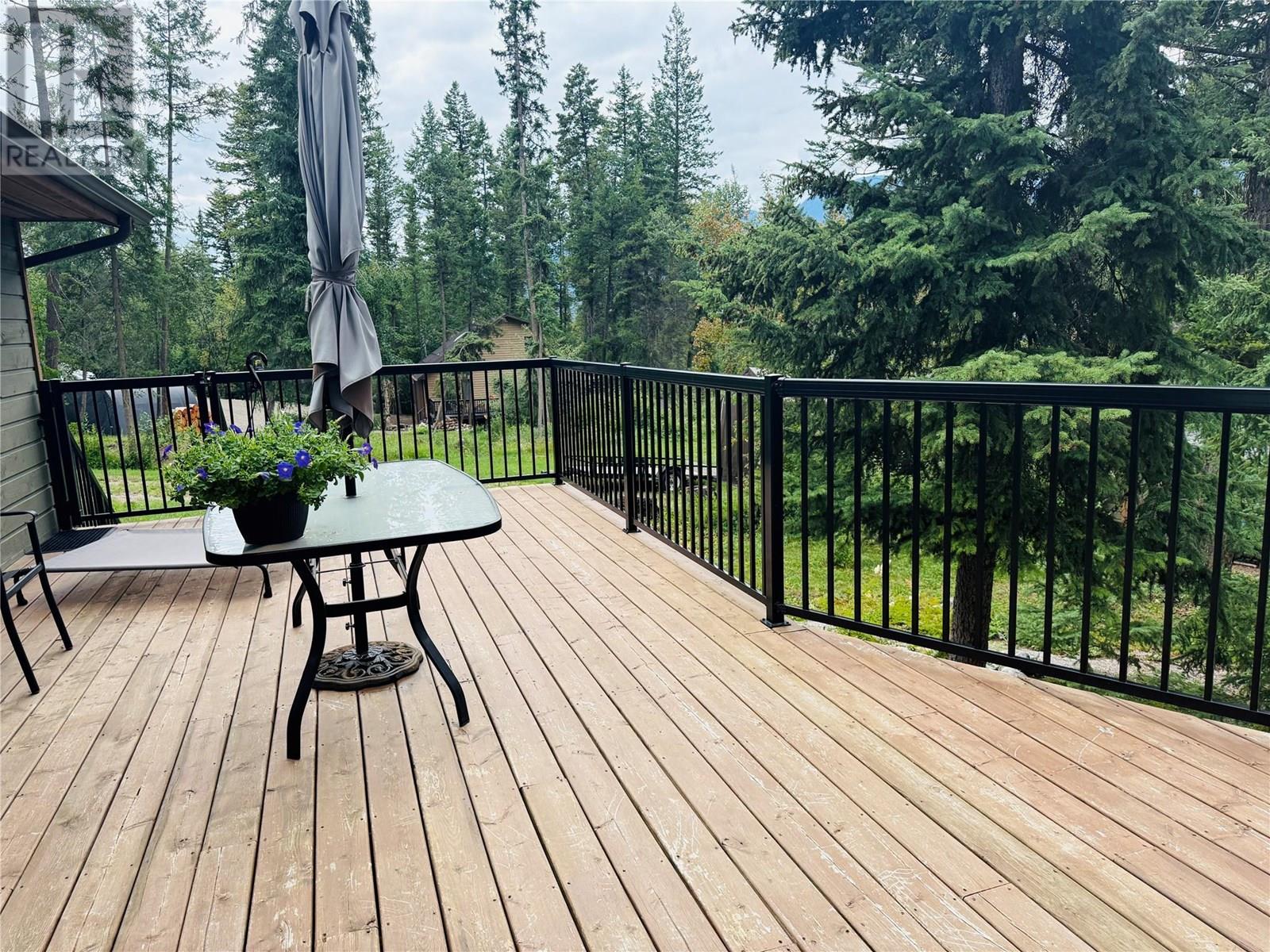 5221 Columbia River Road, Fairmont Hot Springs, British Columbia  V0B 1L1 - Photo 18 - 10356169