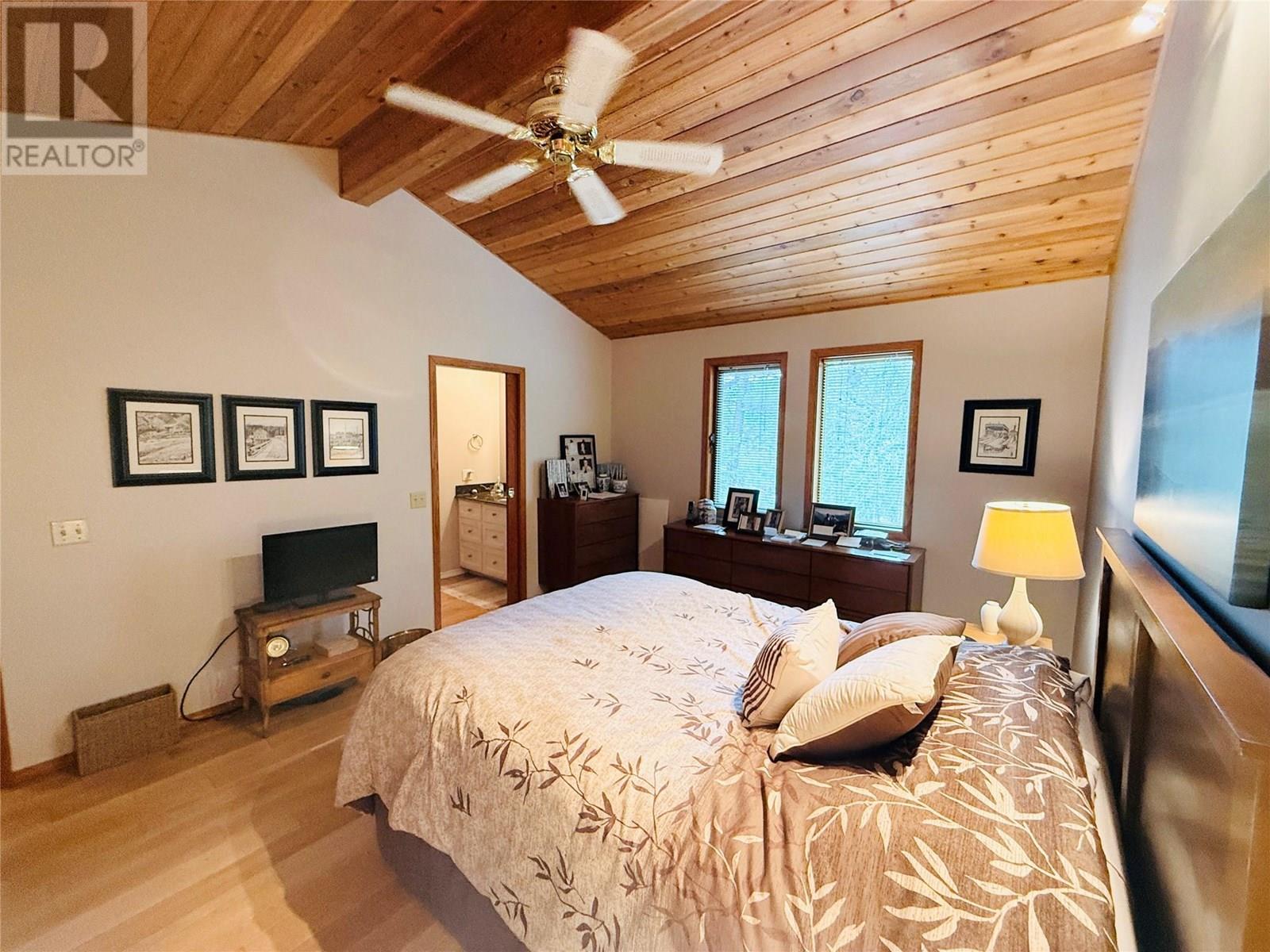 5221 Columbia River Road, Fairmont Hot Springs, British Columbia  V0B 1L1 - Photo 24 - 10356169