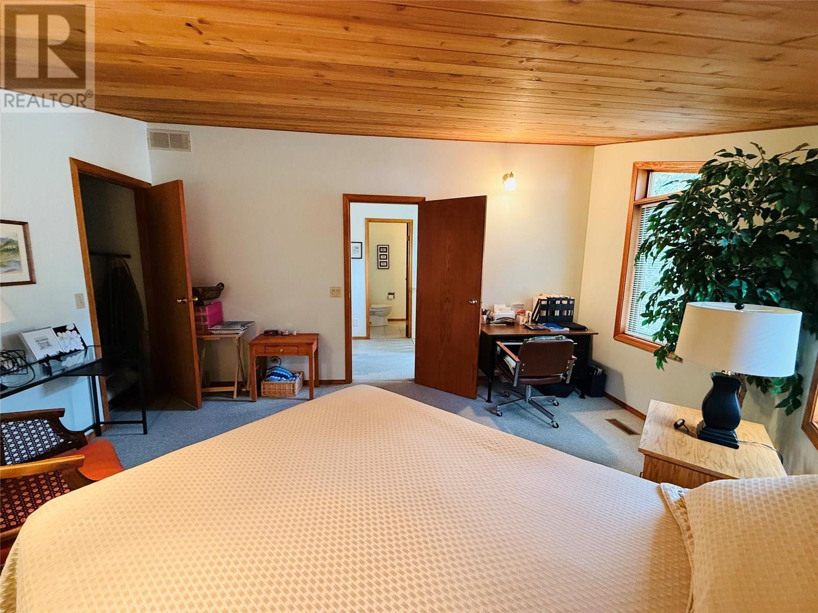 5221 Columbia River Road, Fairmont Hot Springs, British Columbia  V0B 1L1 - Photo 36 - 10356169