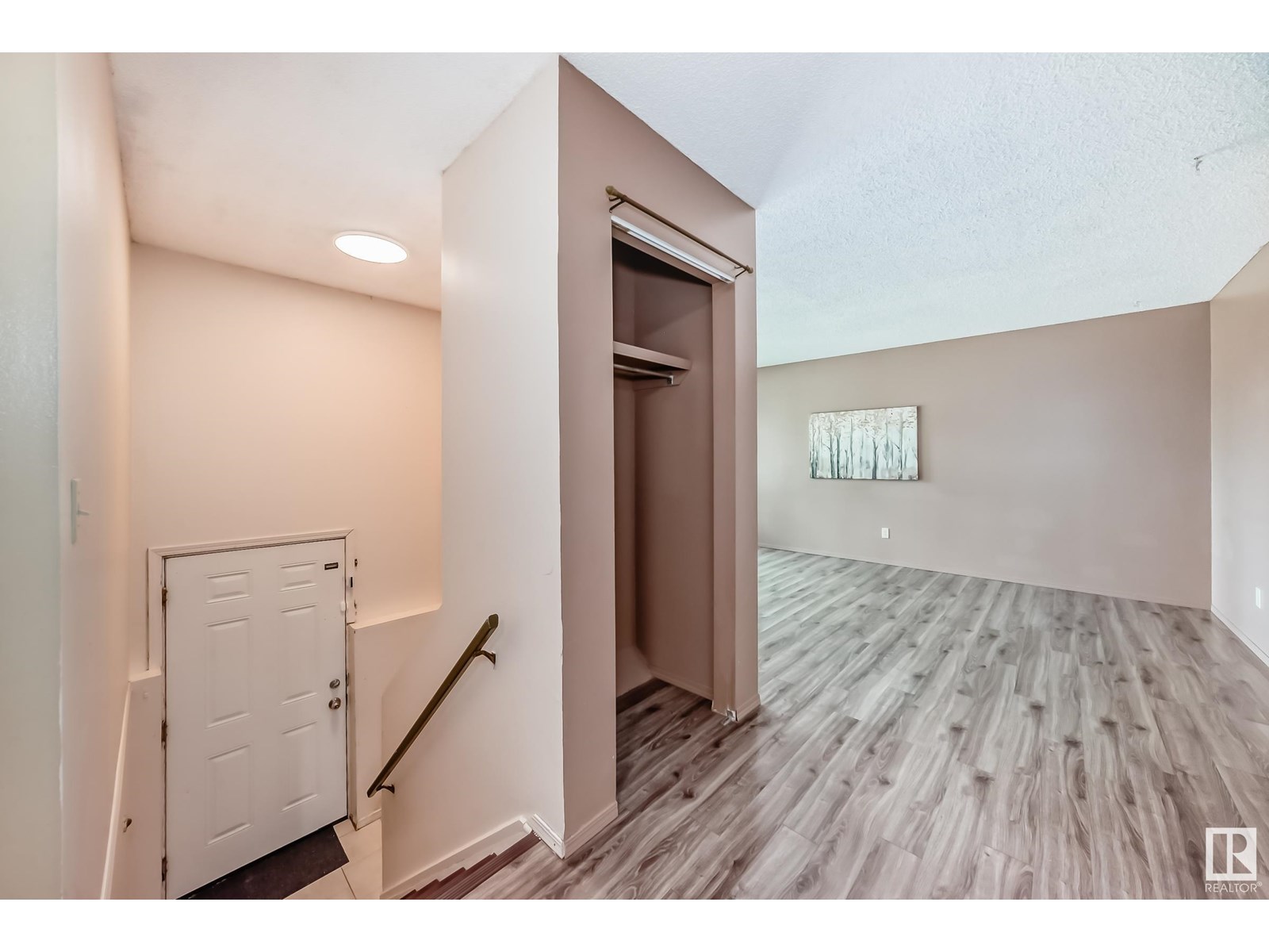 Property at 12014 128 AV NW image 4