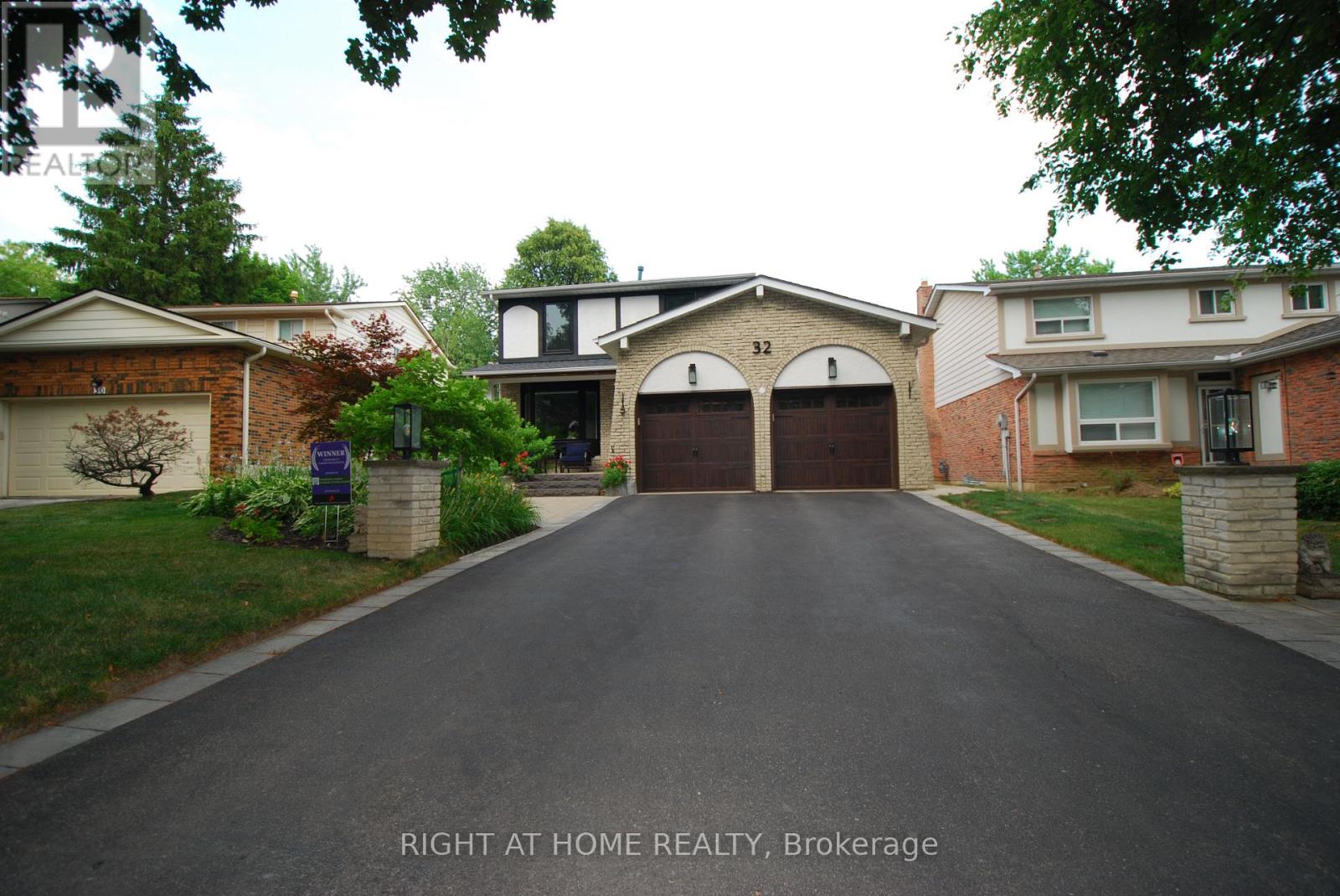 Property at 32 BRAEBURN DRIVE image 2