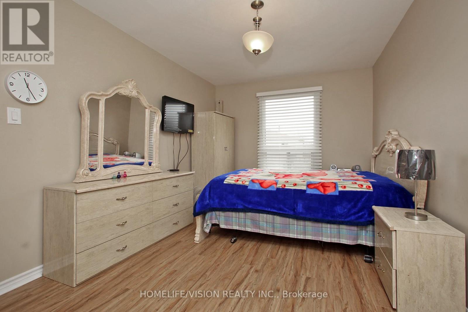 15 - 3430 Brandon Gate Drive, Mississauga (Malton), Ontario  L4T 3T4 - Photo 16 - W12289264