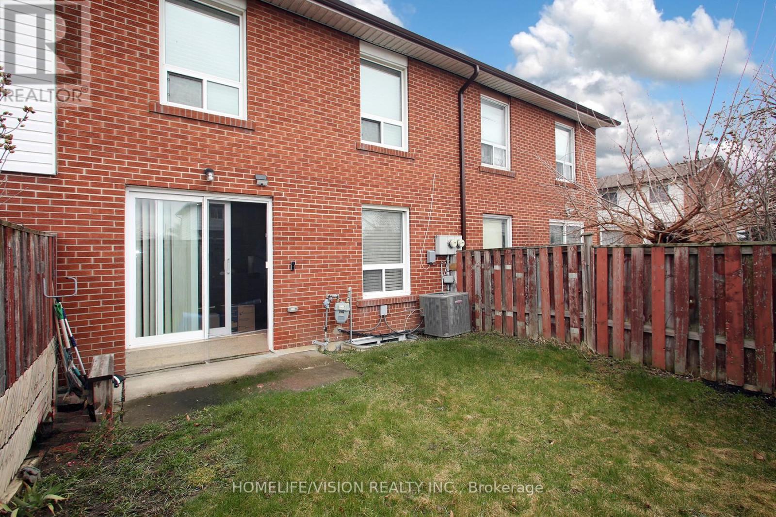 15 - 3430 Brandon Gate Drive, Mississauga (Malton), Ontario  L4T 3T4 - Photo 30 - W12289264