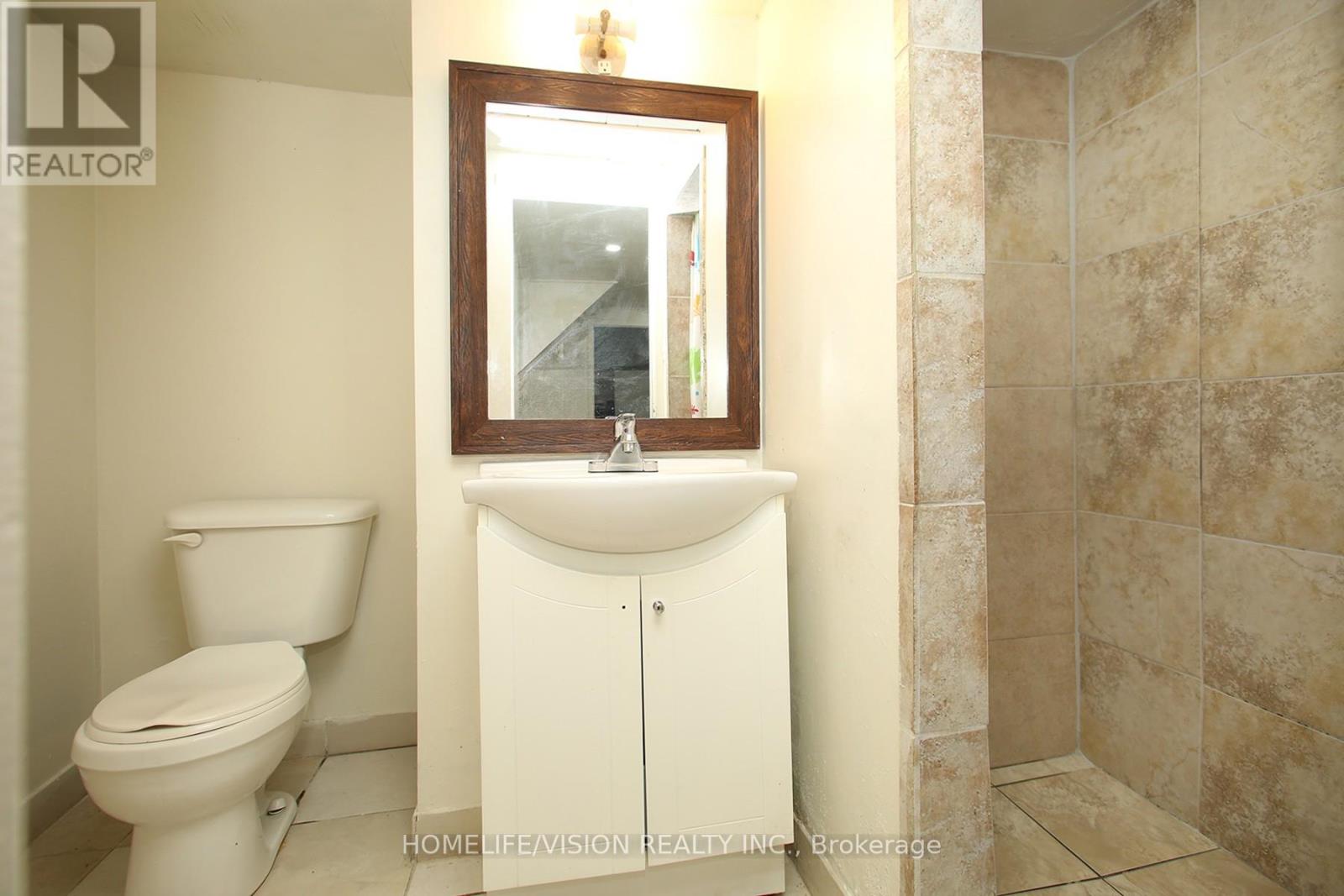 15 - 3430 Brandon Gate Drive, Mississauga (Malton), Ontario  L4T 3T4 - Photo 28 - W12289264