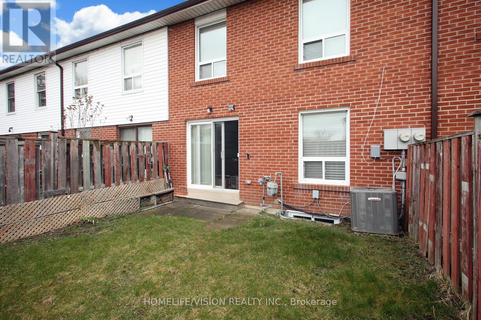 15 - 3430 Brandon Gate Drive, Mississauga (Malton), Ontario  L4T 3T4 - Photo 31 - W12289264