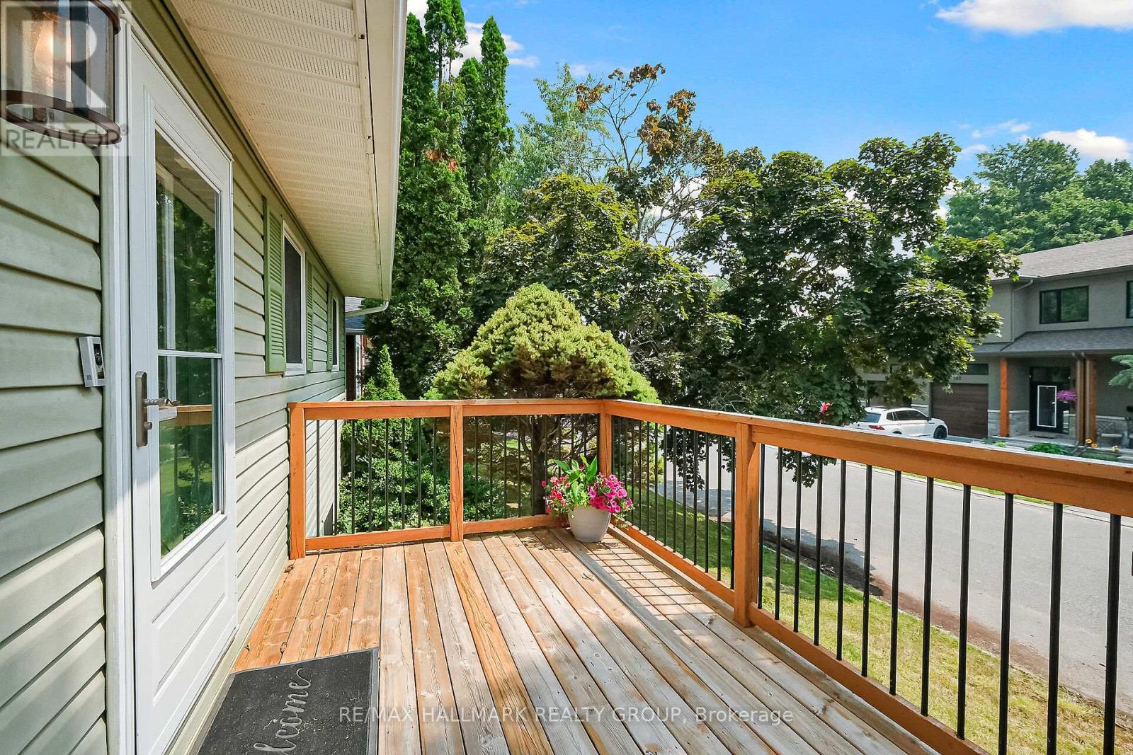 Property at 175 KING STREET image 3