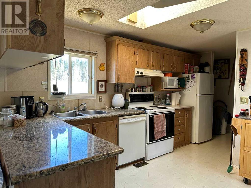 15179 Old Trail, Plamondon, Alberta  T0A 2T0 - Photo 10 - A2213612