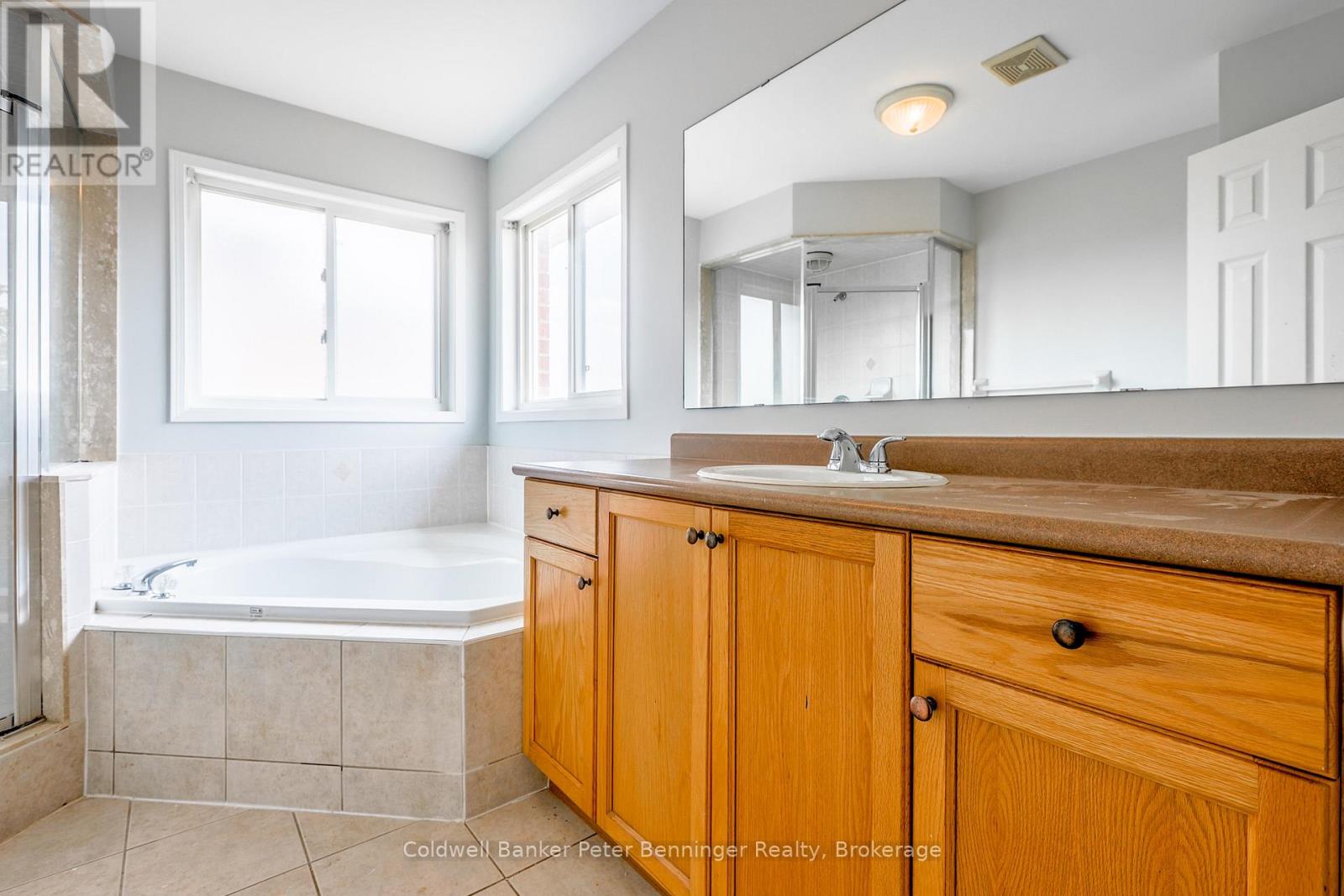 1964 Romina Court, Innisfil, Ontario  L9S 4Y1 - Photo 23 - N12289912