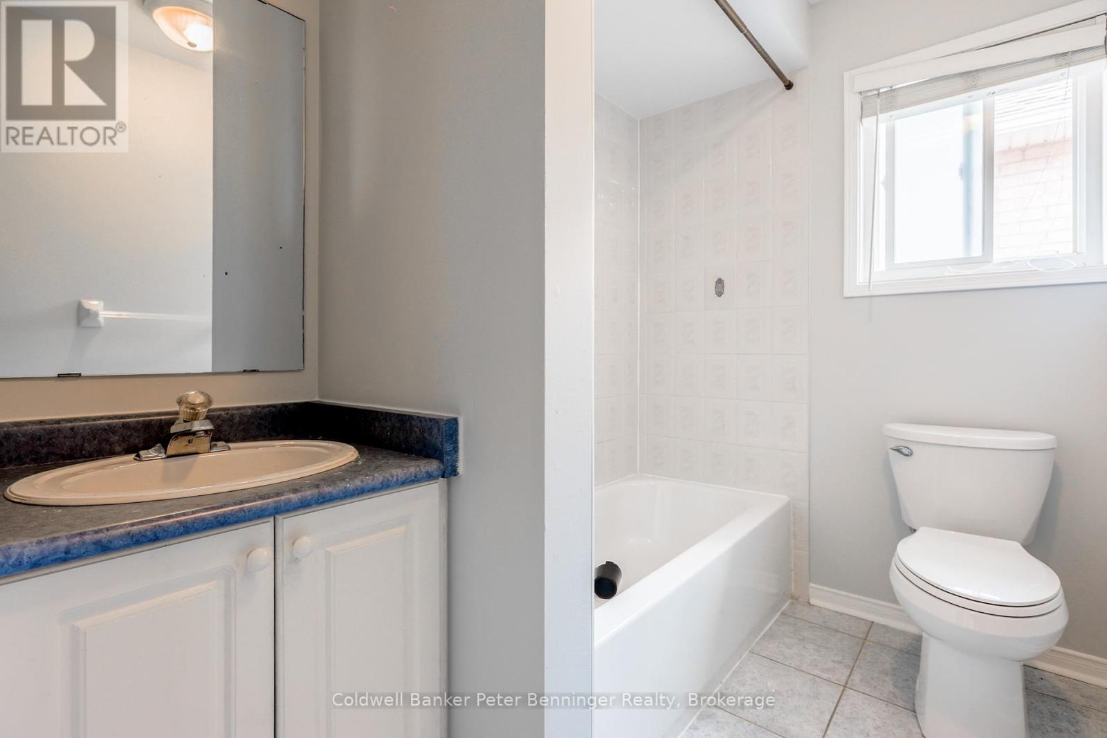 1964 Romina Court, Innisfil, Ontario  L9S 4Y1 - Photo 29 - N12289912