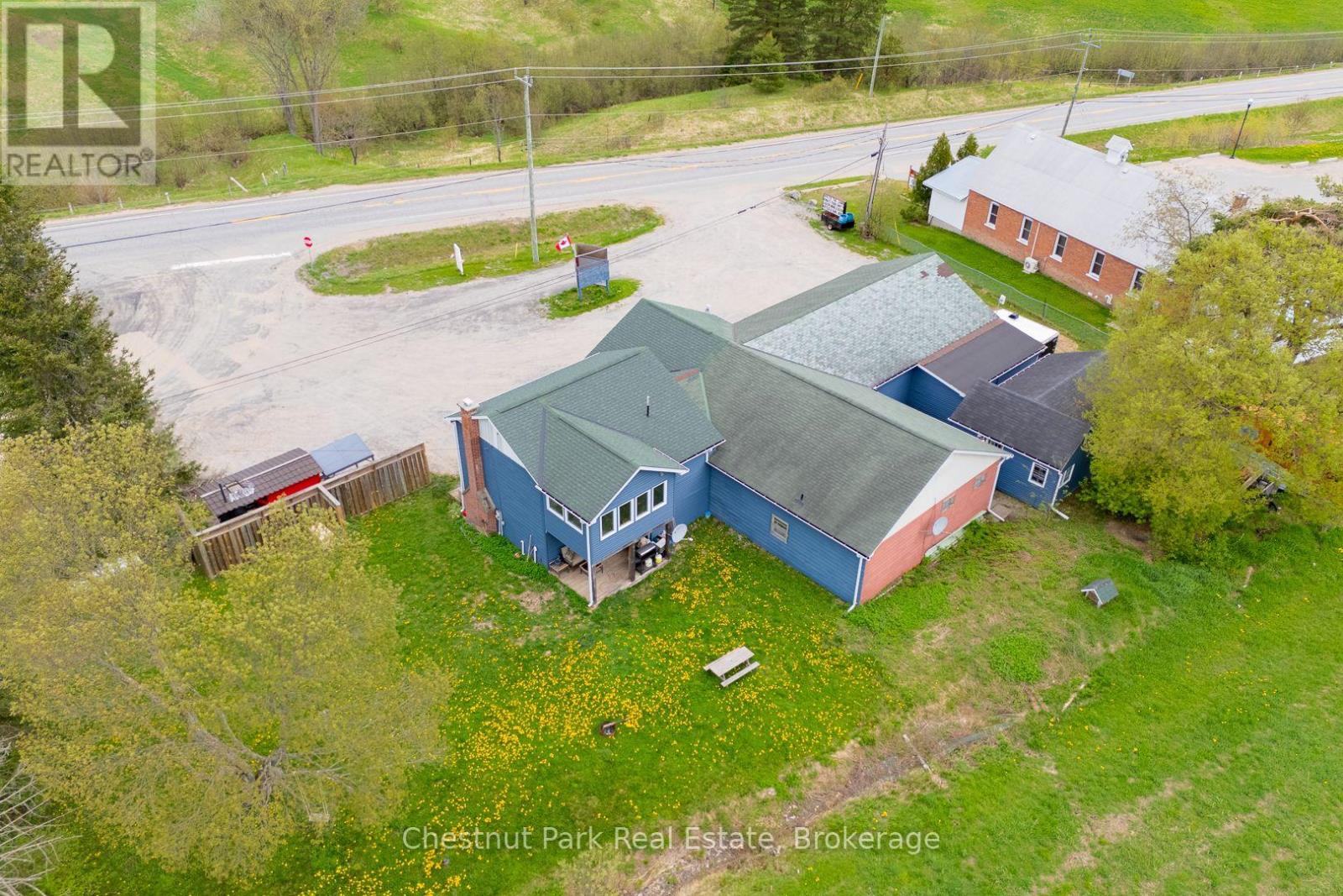 2015 141 Highway, Muskoka Lakes, Ontario  P0B 1M0 - Photo 41 - X12289883