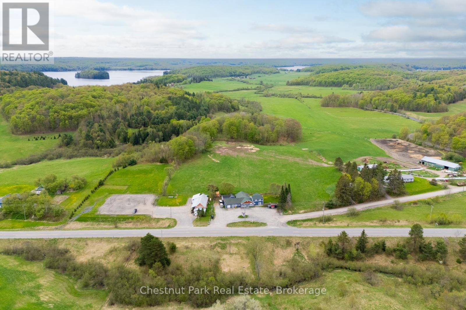 2015 141 Highway, Muskoka Lakes, Ontario  P0B 1M0 - Photo 42 - X12289883