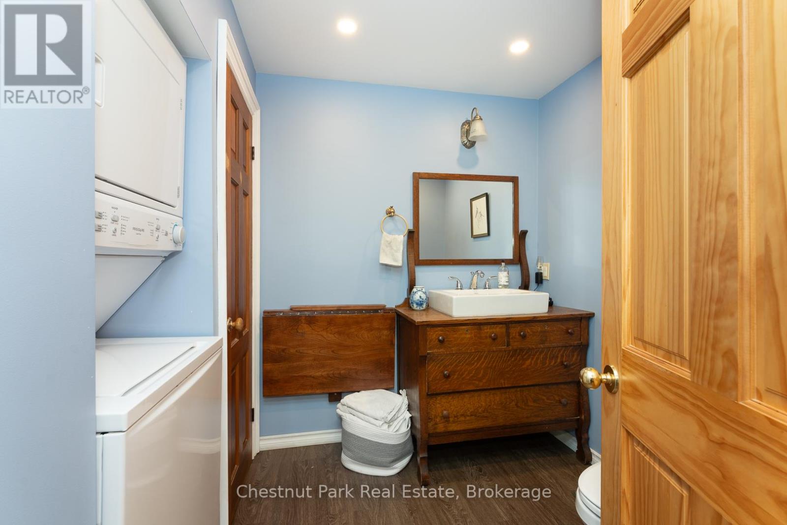 2015 141 Highway, Muskoka Lakes, Ontario  P0B 1M0 - Photo 5 - X12289883