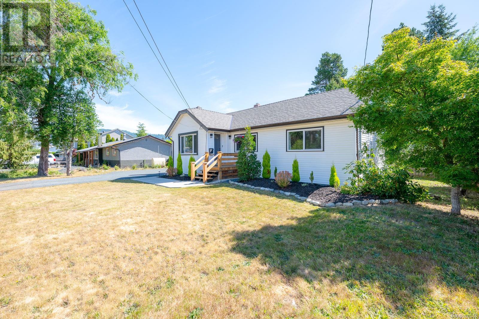 Property at 5265 Ian Ave image 2