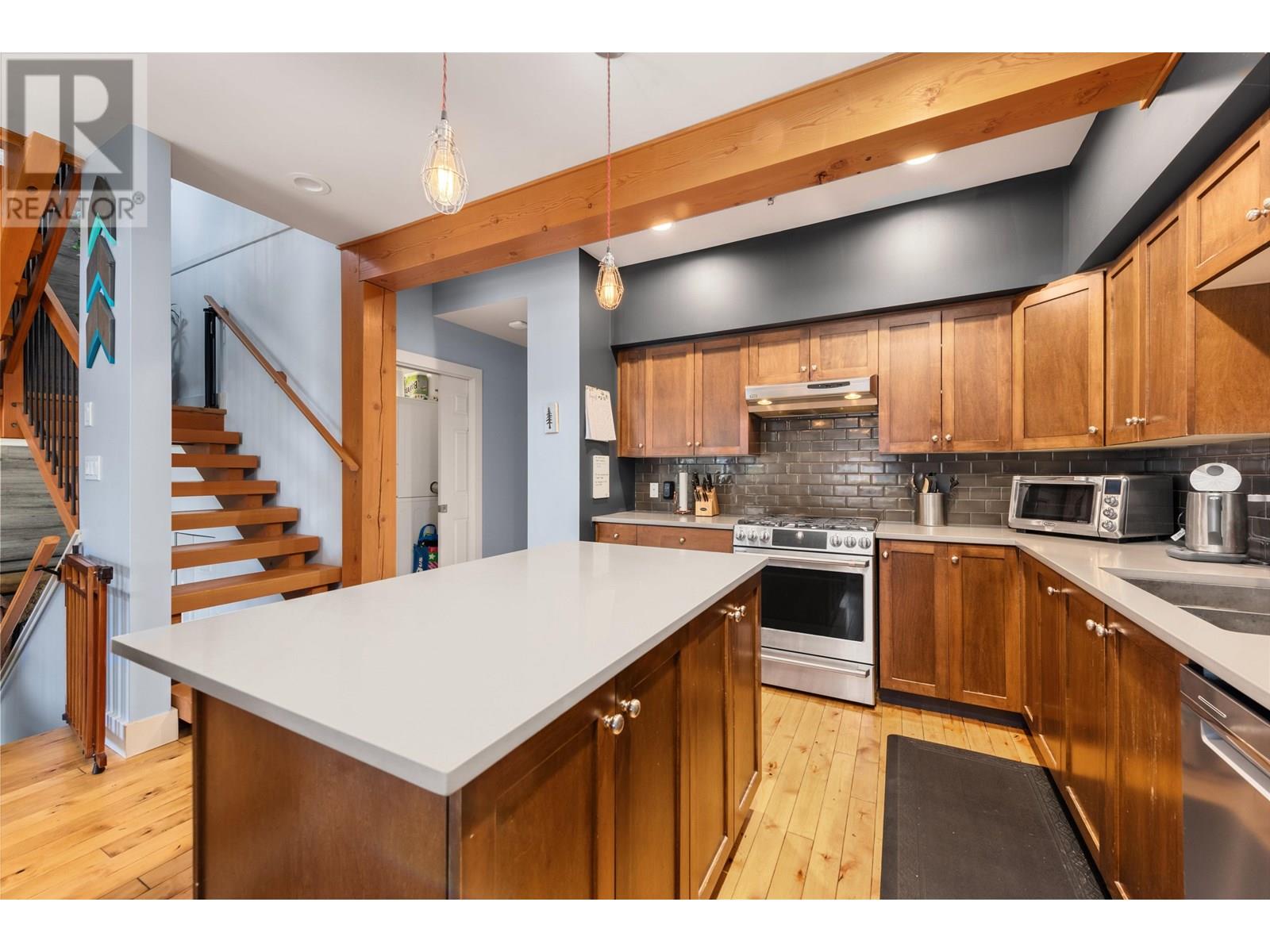 28 39758 Government Road, Squamish, British Columbia  V8B 0G3 - Photo 3 - R3027675