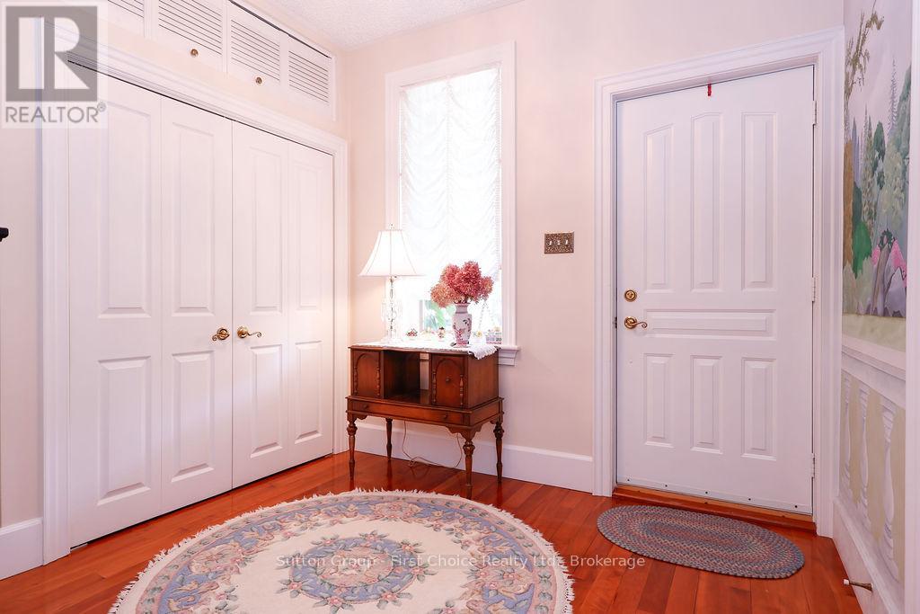 Property at 82 PRINCESS STREET image 3