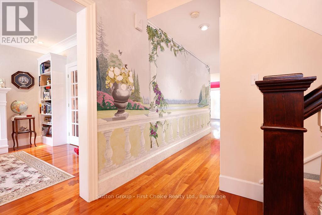 82 Princess Street, Stratford, Ontario  N5A 6C6 - Photo 7 - X12282788