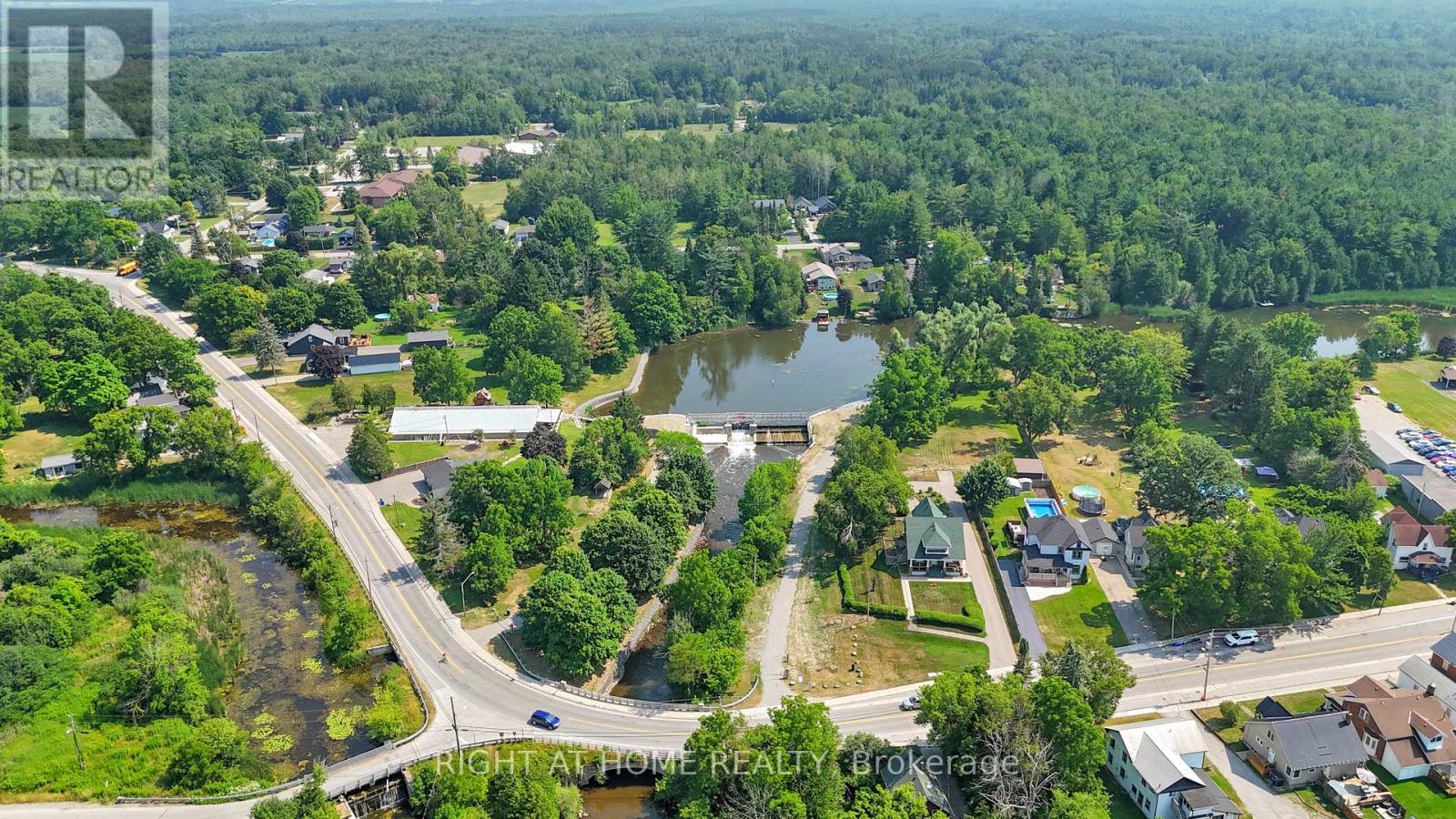 Property at 235 PEFFERLAW ROAD image 3