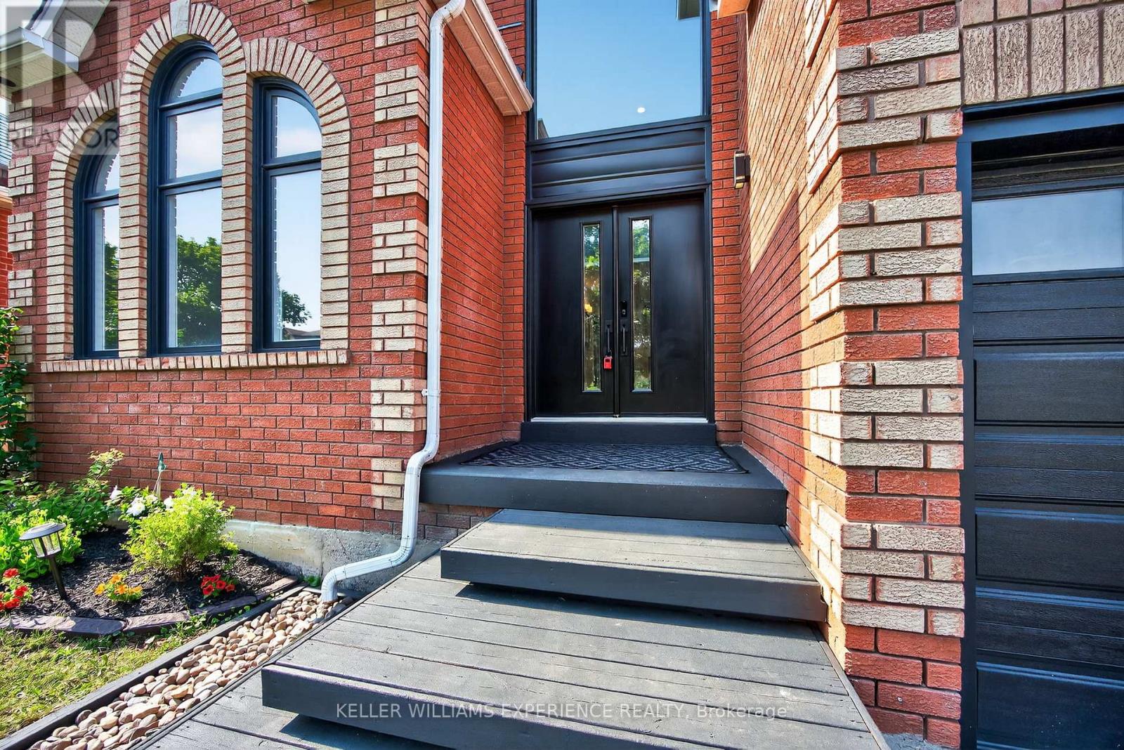 Property at 20 PECK STREET image 3