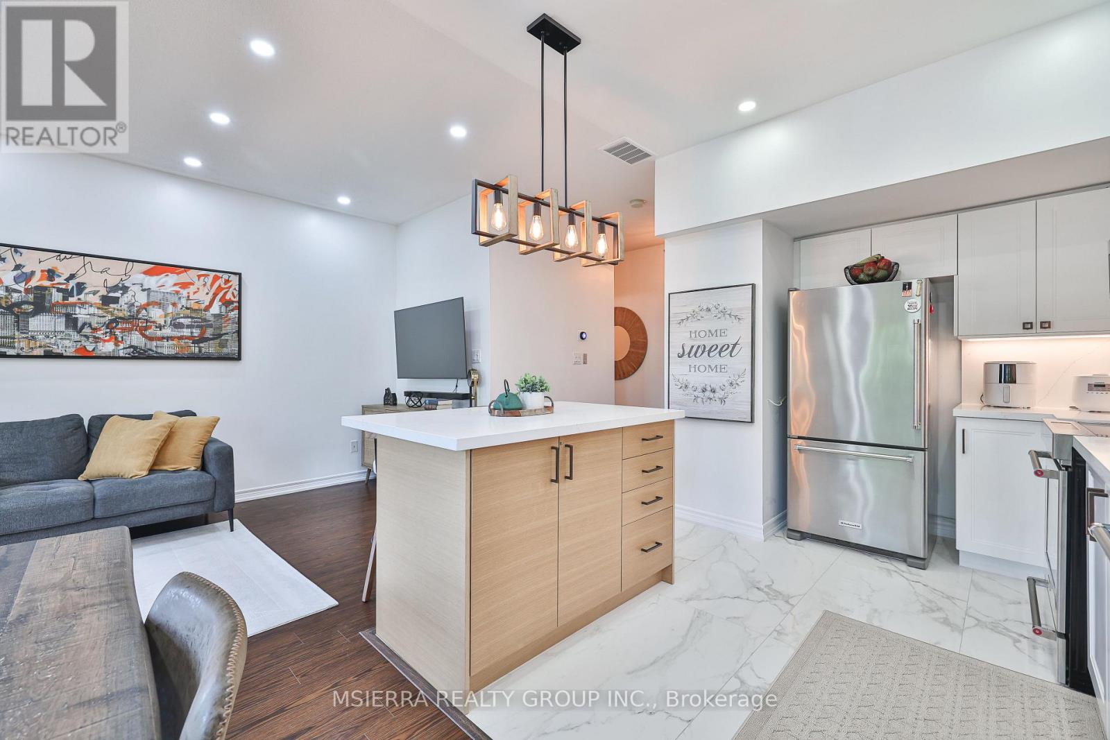 254 - 1496 Victoria Park Avenue, Toronto (Victoria Village), Ontario  M4A 2M6 - Photo 14 - C12289940